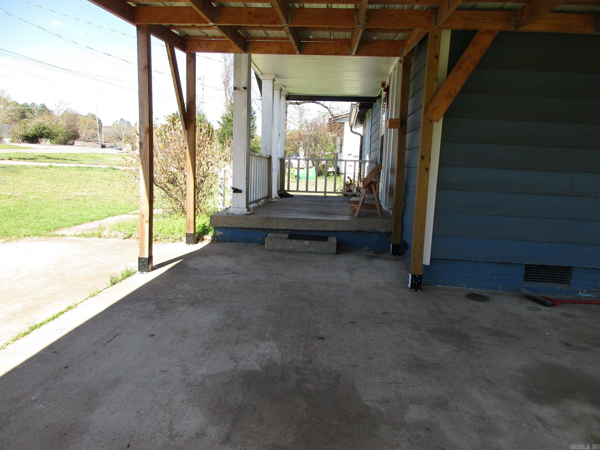 350 E Military Dr Property Photo 11