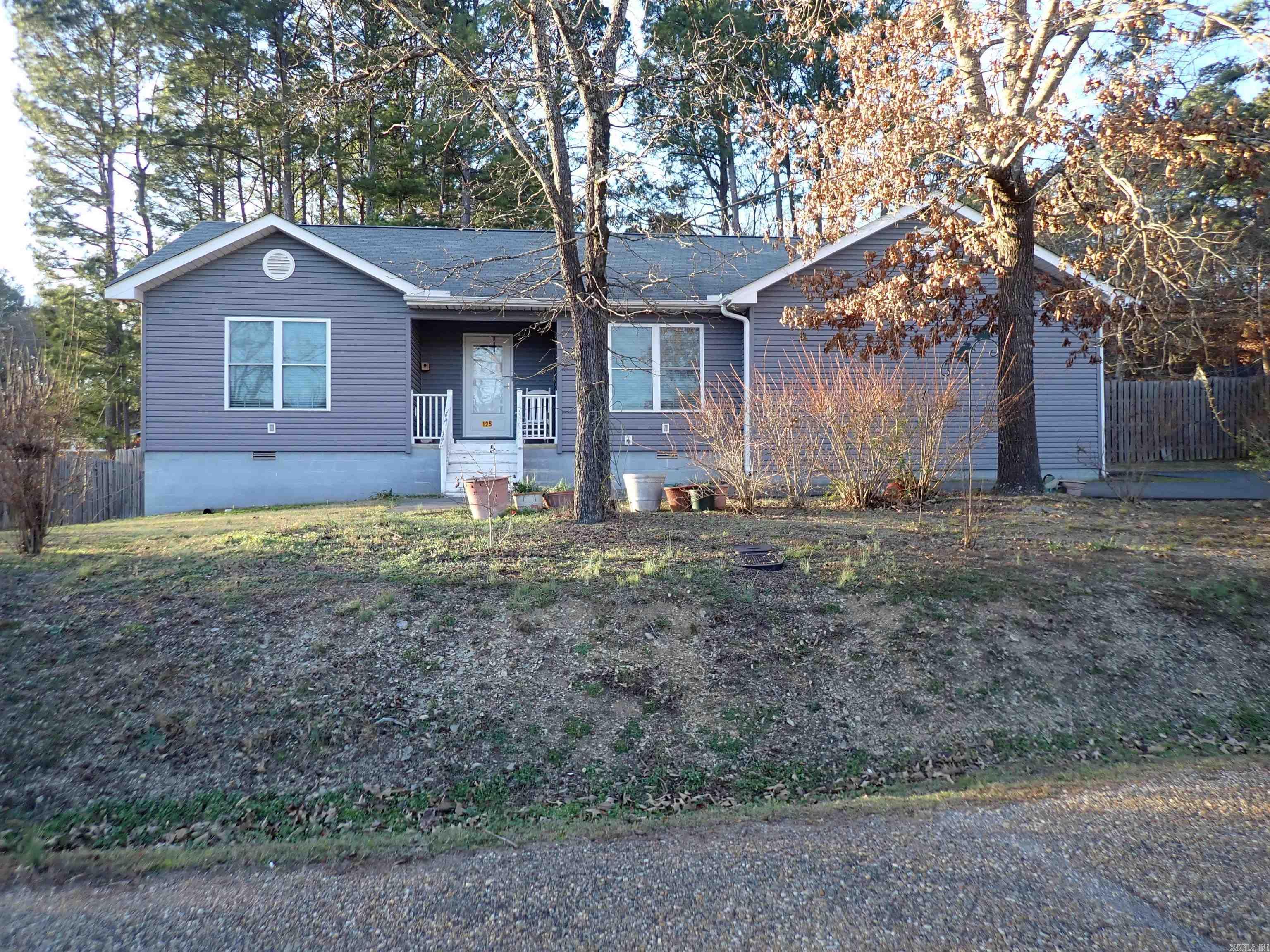125 Shore Acres Drive Property Photo 4