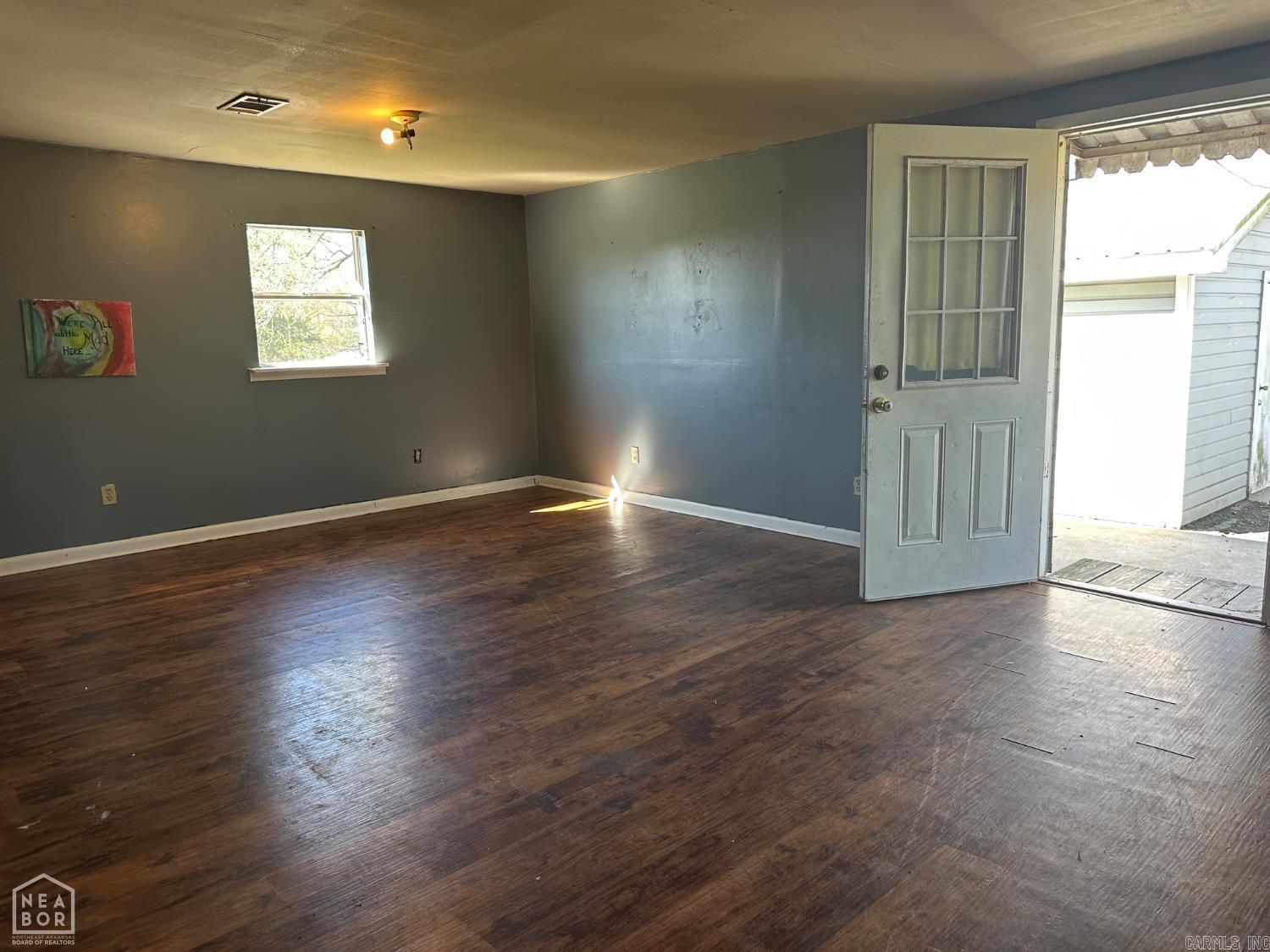 8 Locust Street Property Photo 4