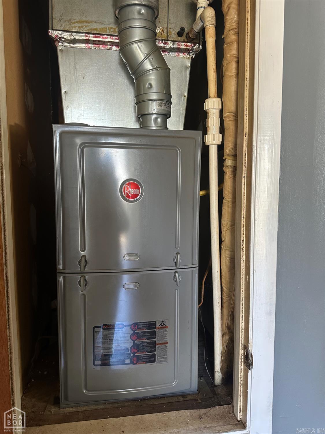 8 Locust Street Property Photo 6
