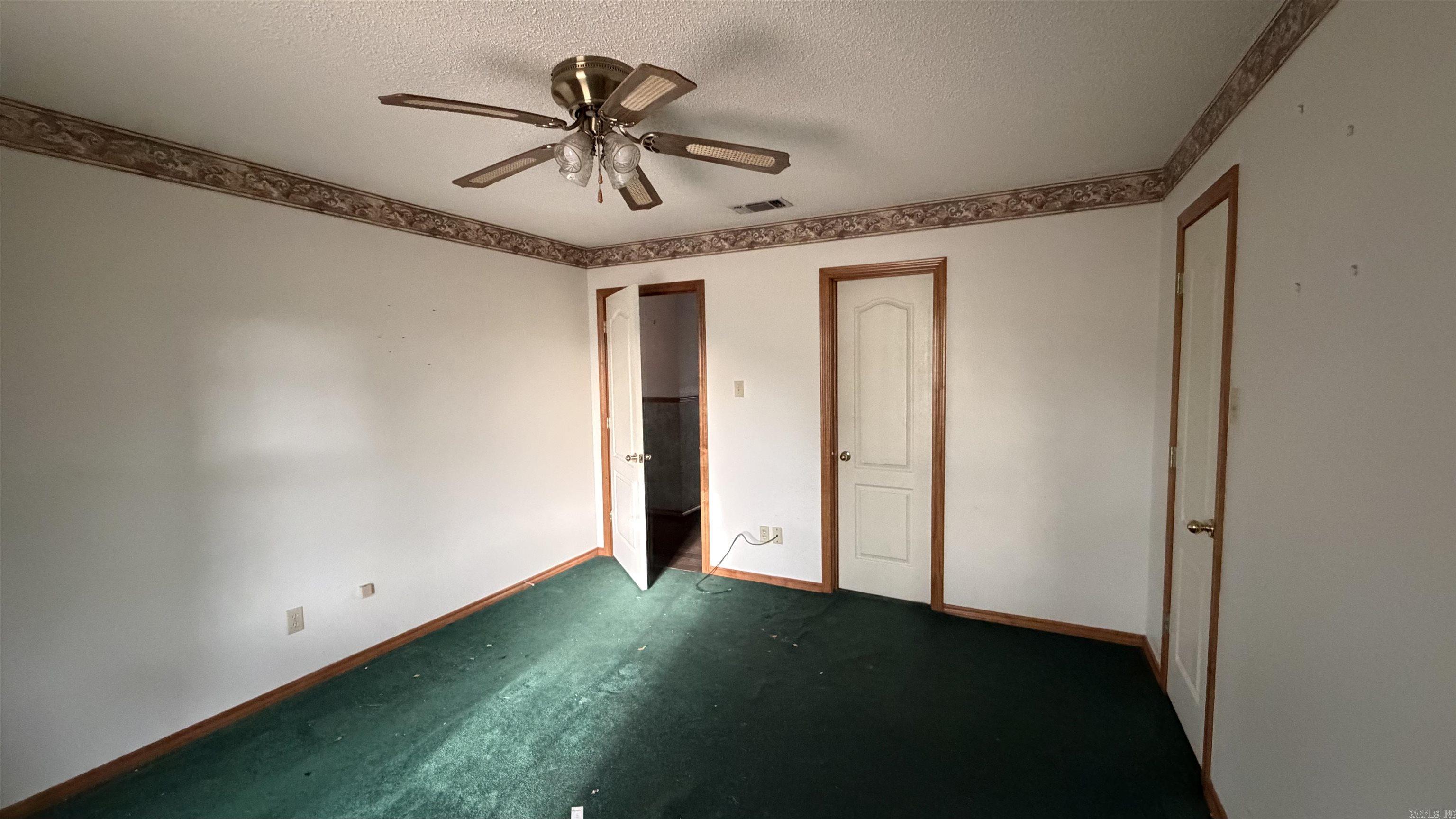 766 County Rd 1229 Property Photo 16
