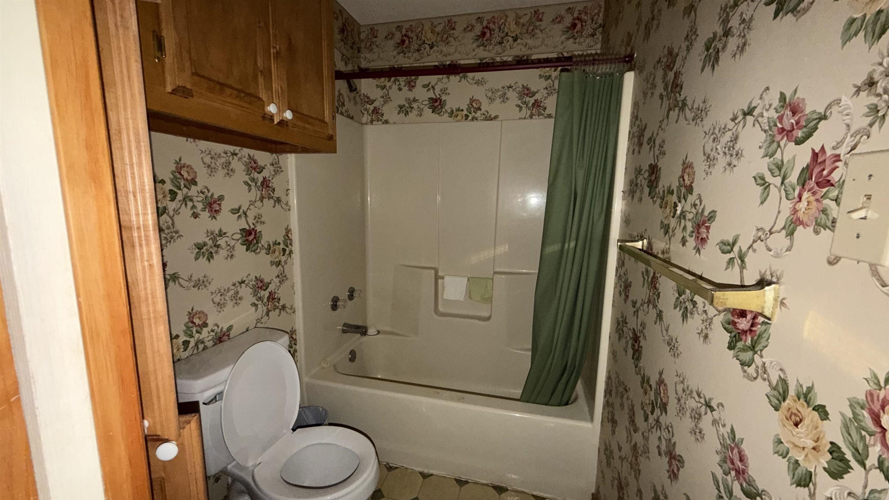 766 County Rd 1229 Property Photo 17
