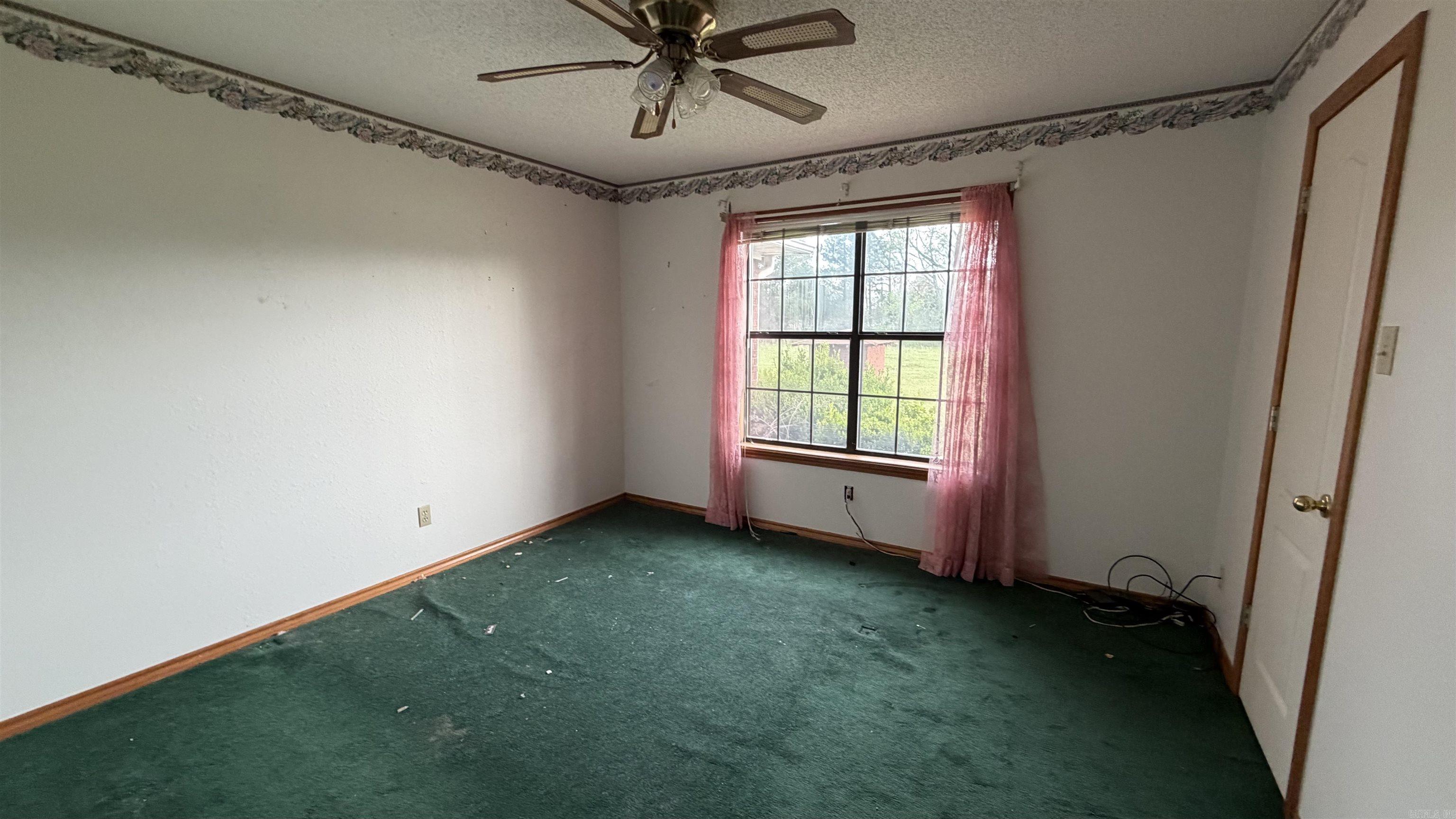 766 County Rd 1229 Property Photo 19