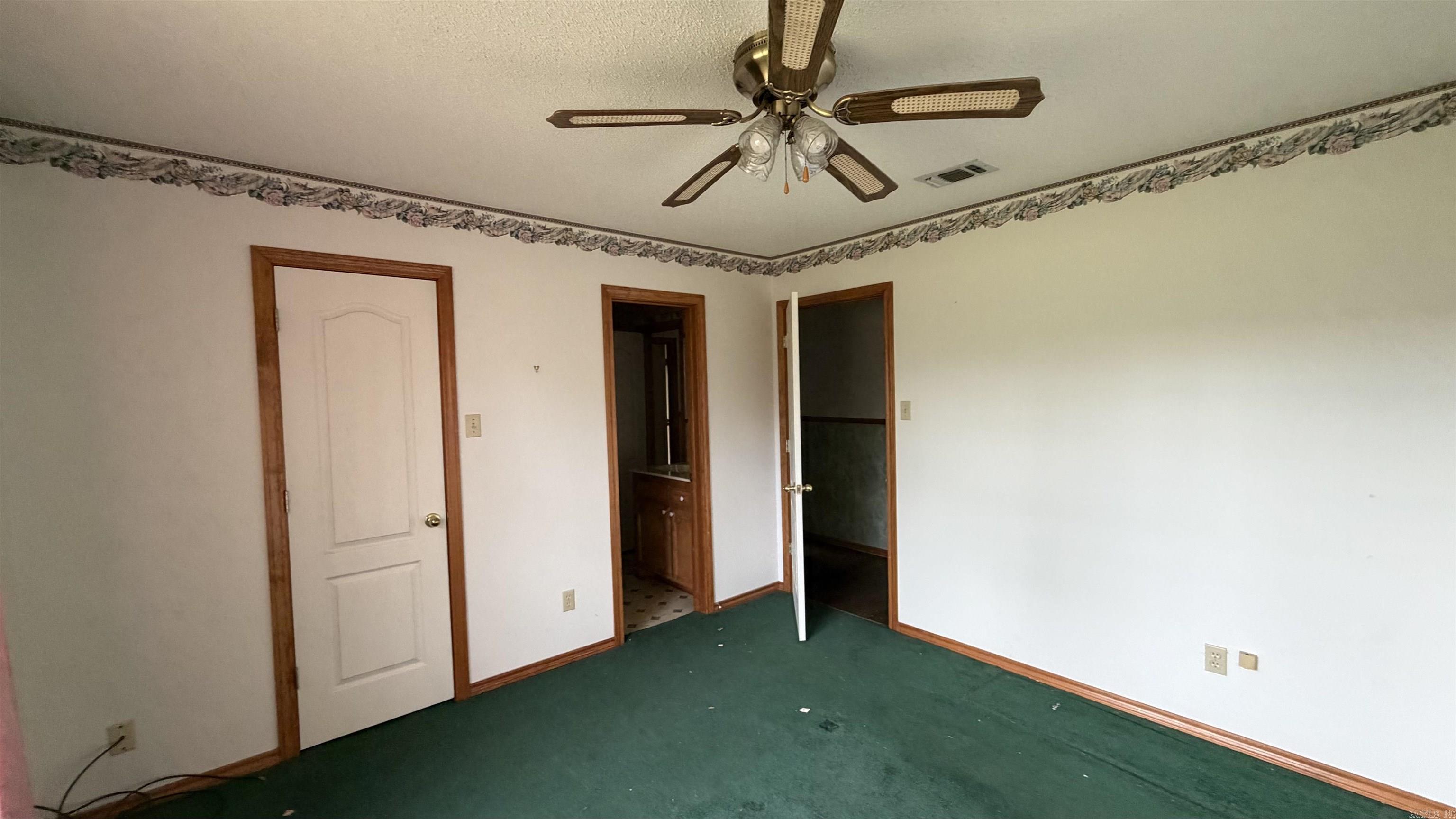 766 County Rd 1229 Property Photo 20
