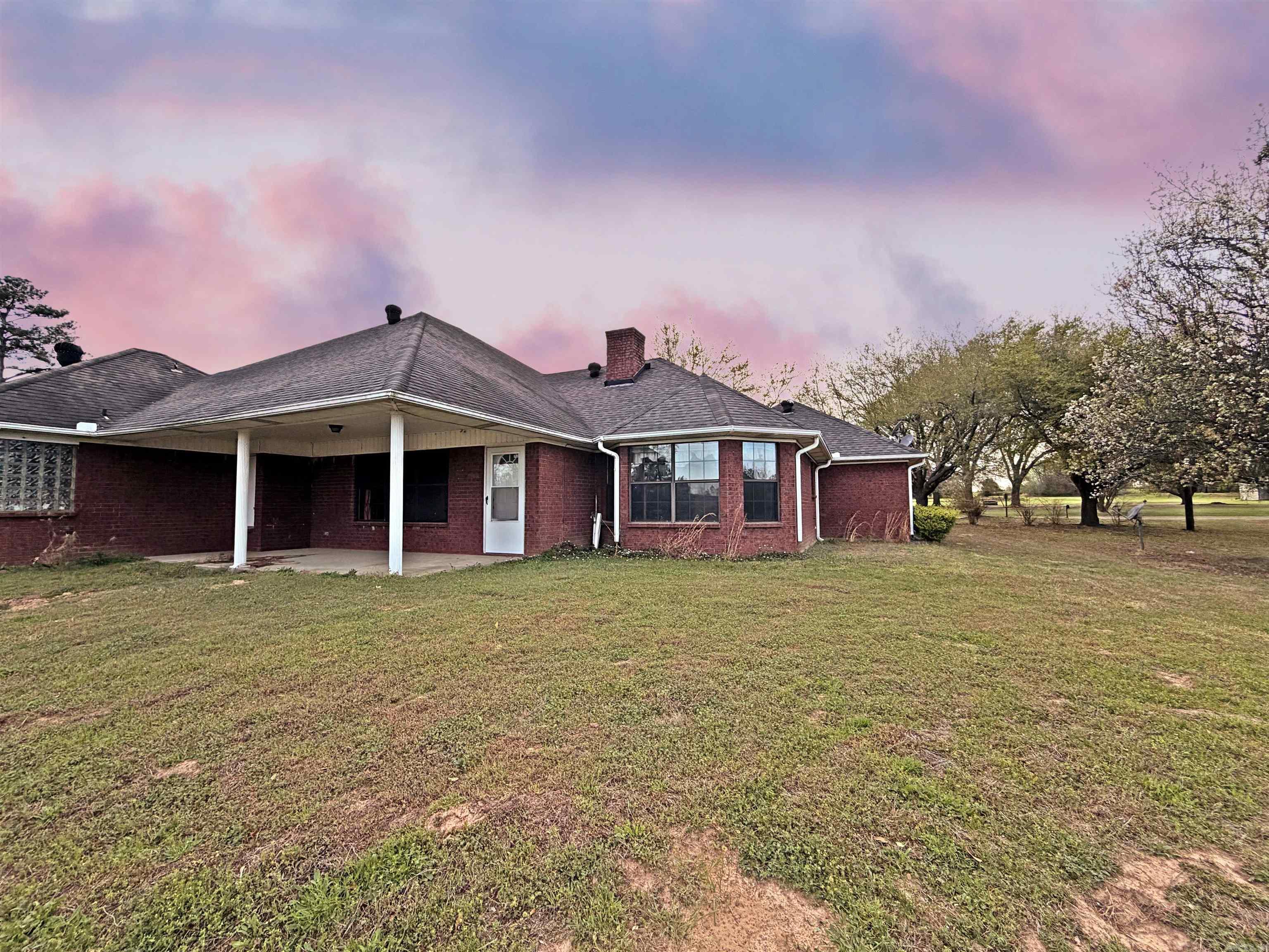766 County Rd 1229 Property Photo 30