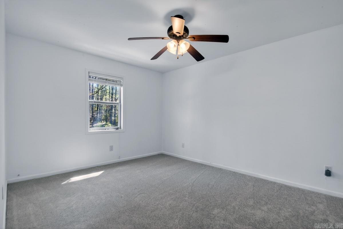 4 Barber Cove Property Photo 22