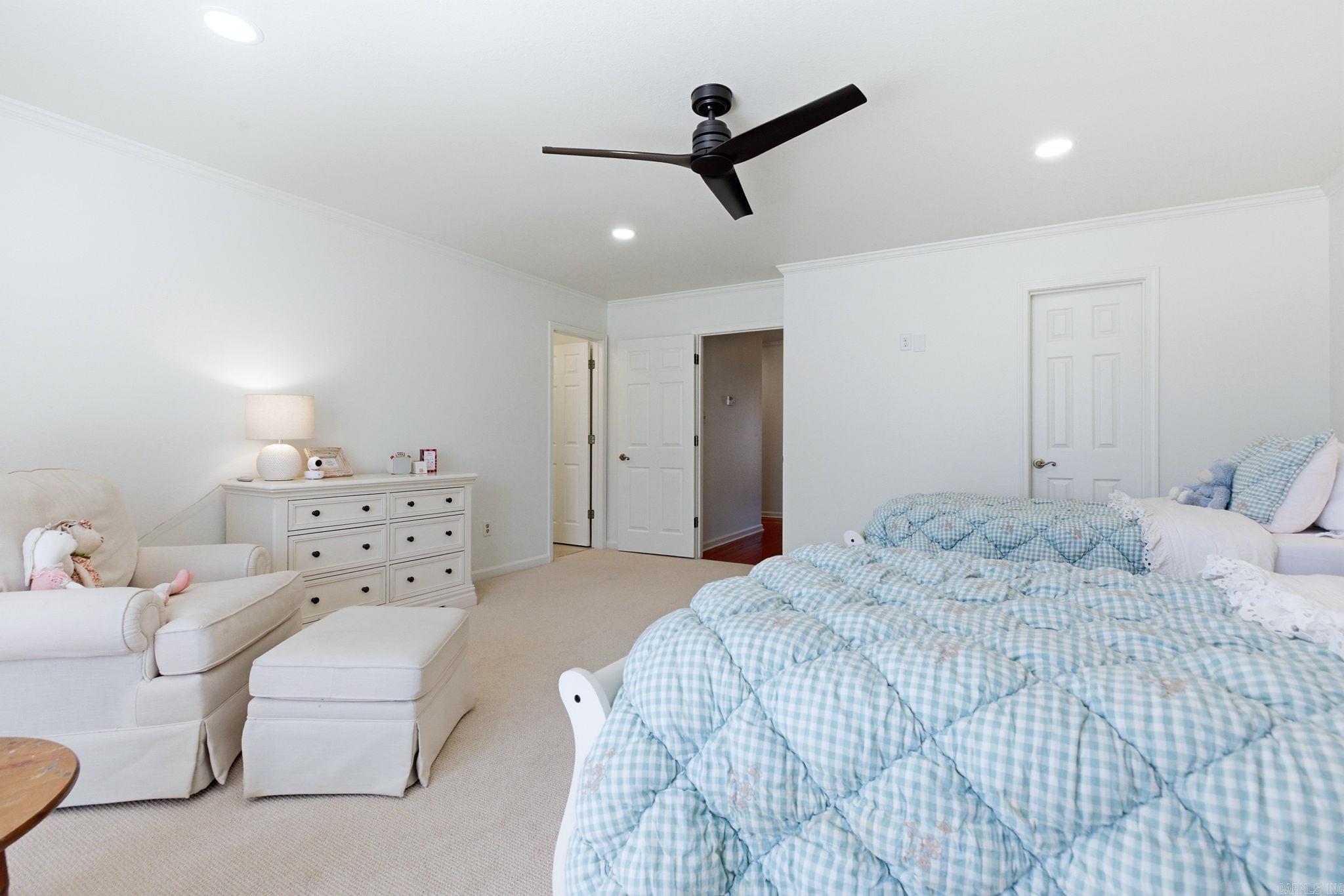 5006 Colonial Court Property Photo 34