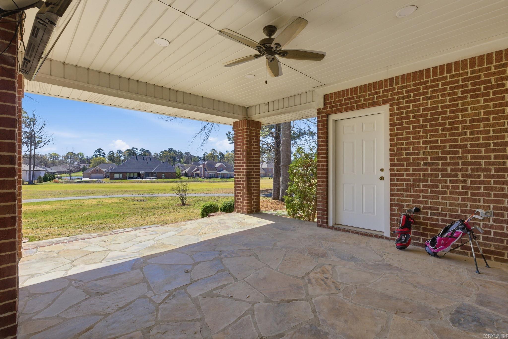 5006 Colonial Court Property Photo 40