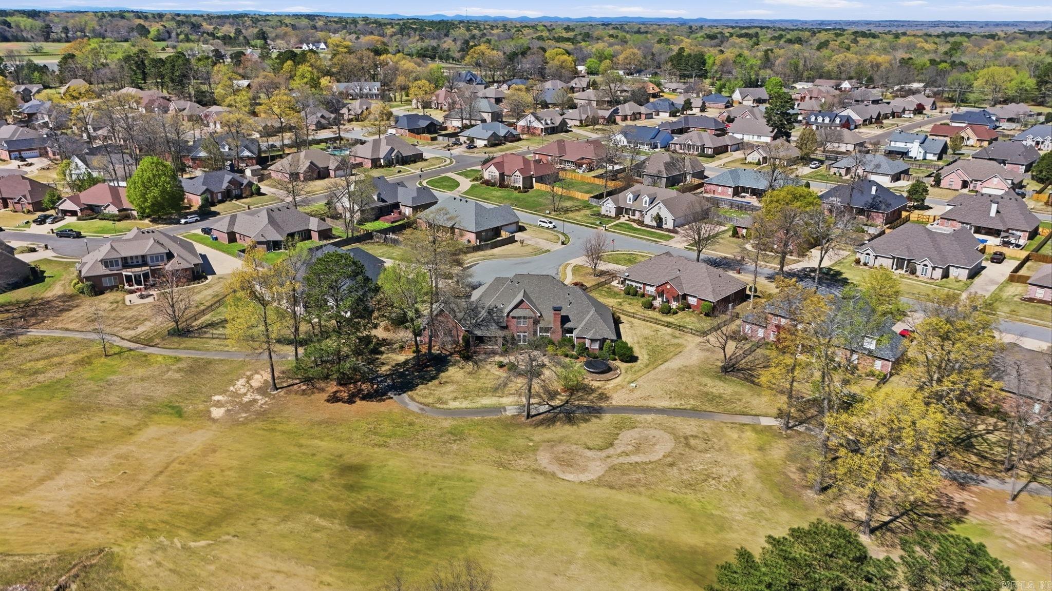 5006 Colonial Court Property Photo 44