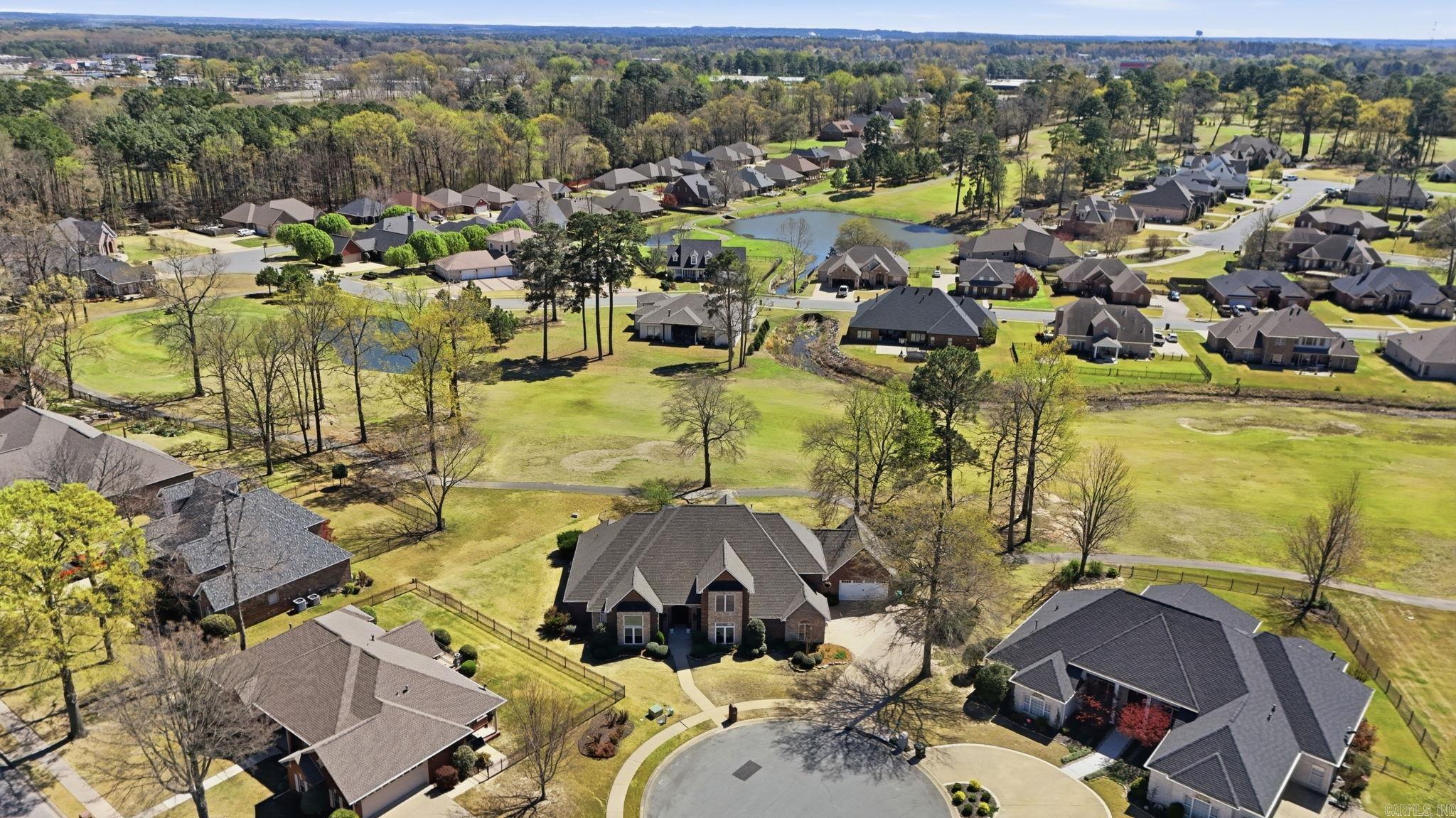 5006 Colonial Court Property Photo 45