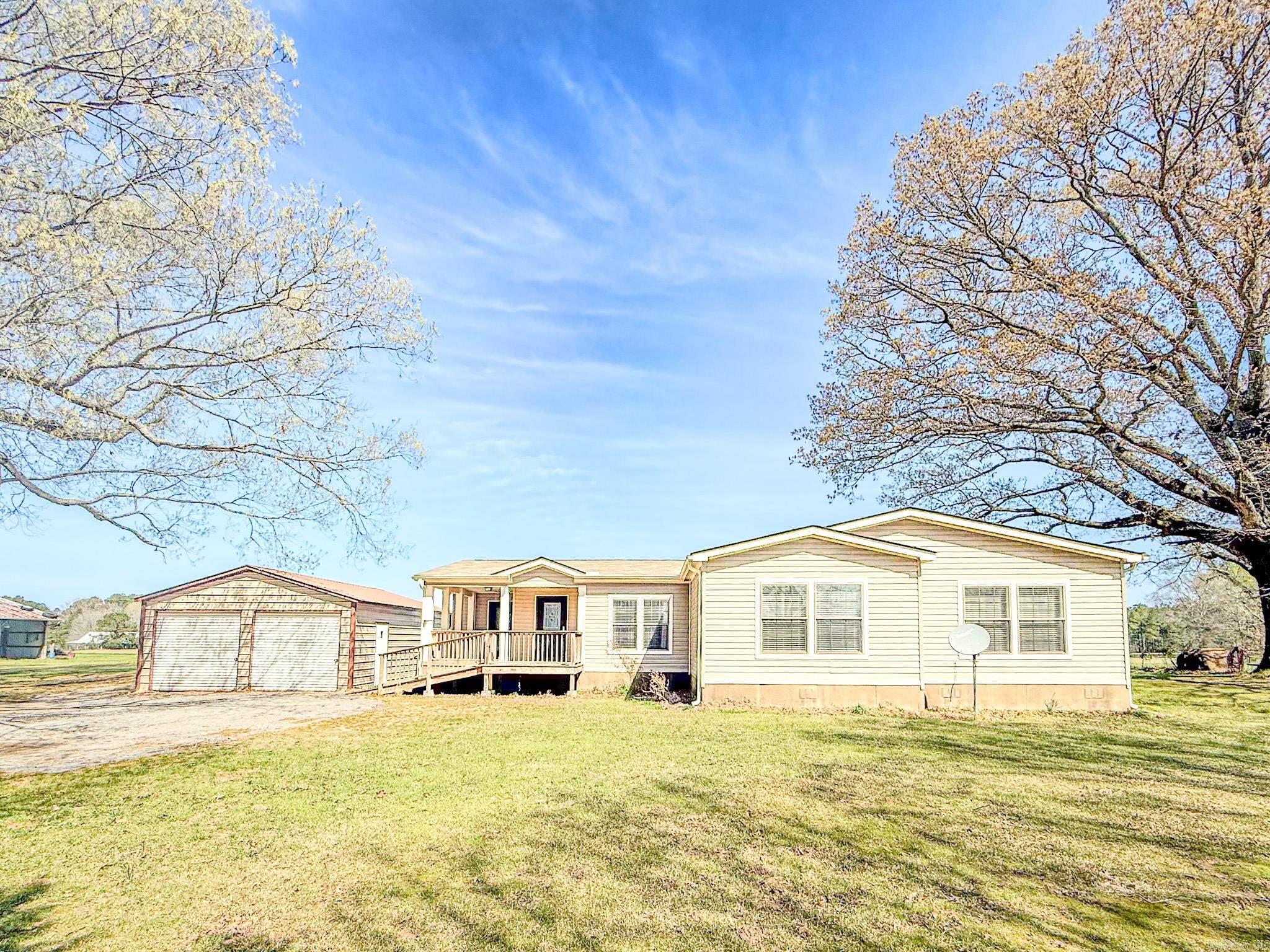 2660 Bateman Road Property Photo 2