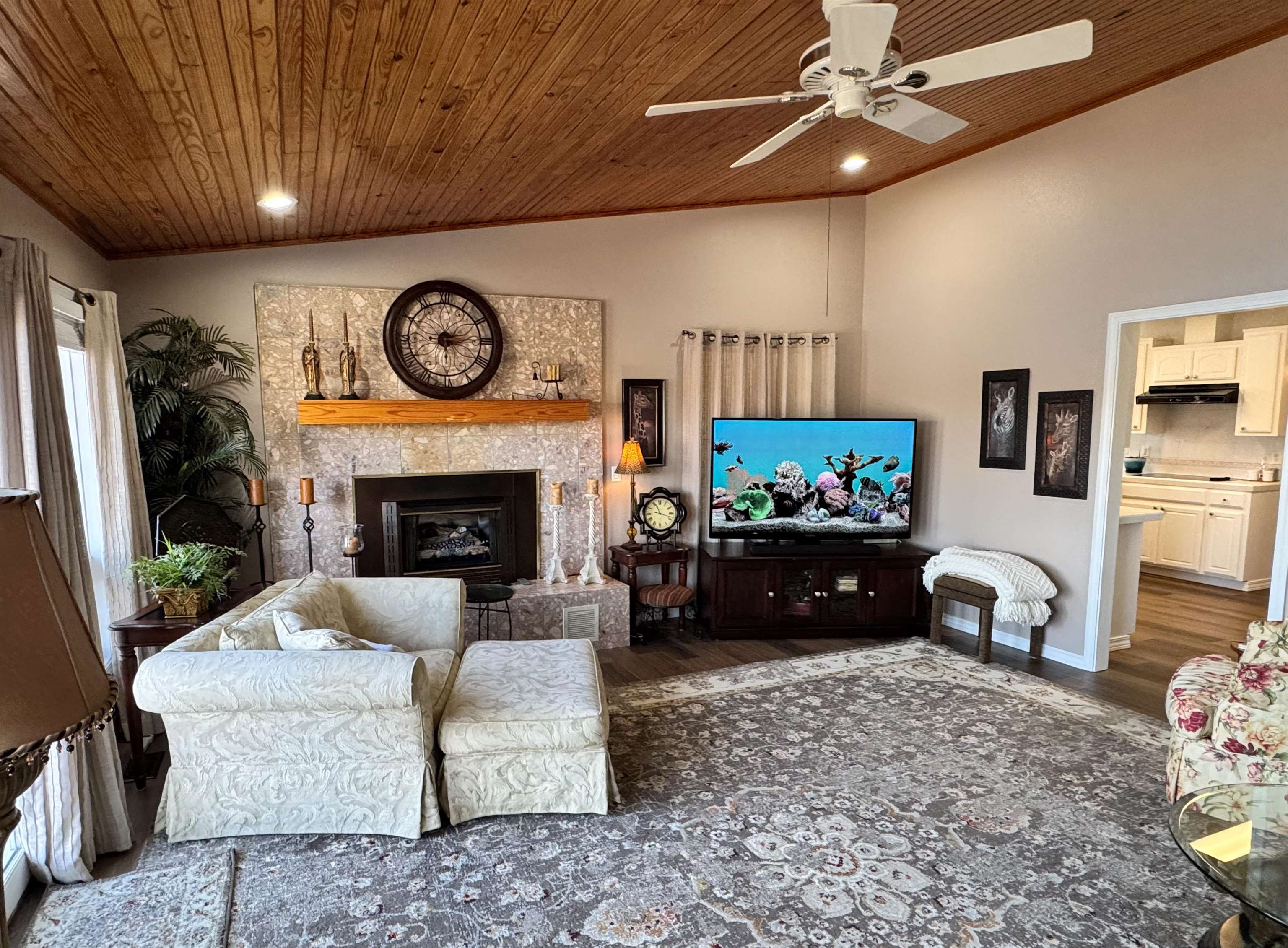 408 S Shore Dr Property Photo 26