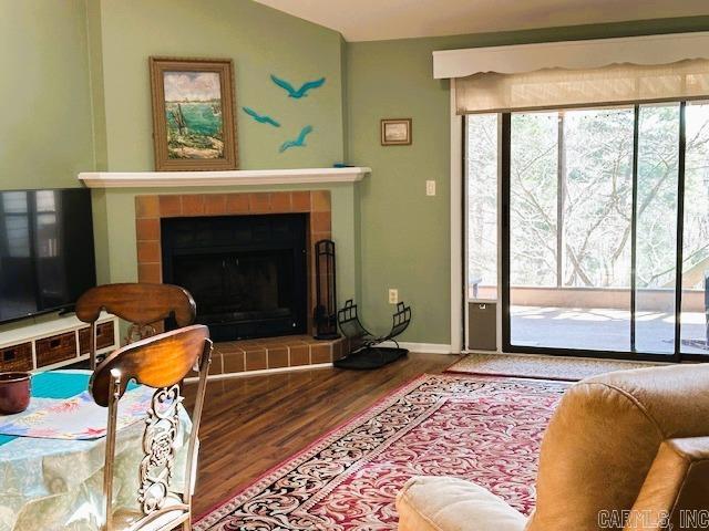 601 Woodlawn Dr #8 Property Photo 8