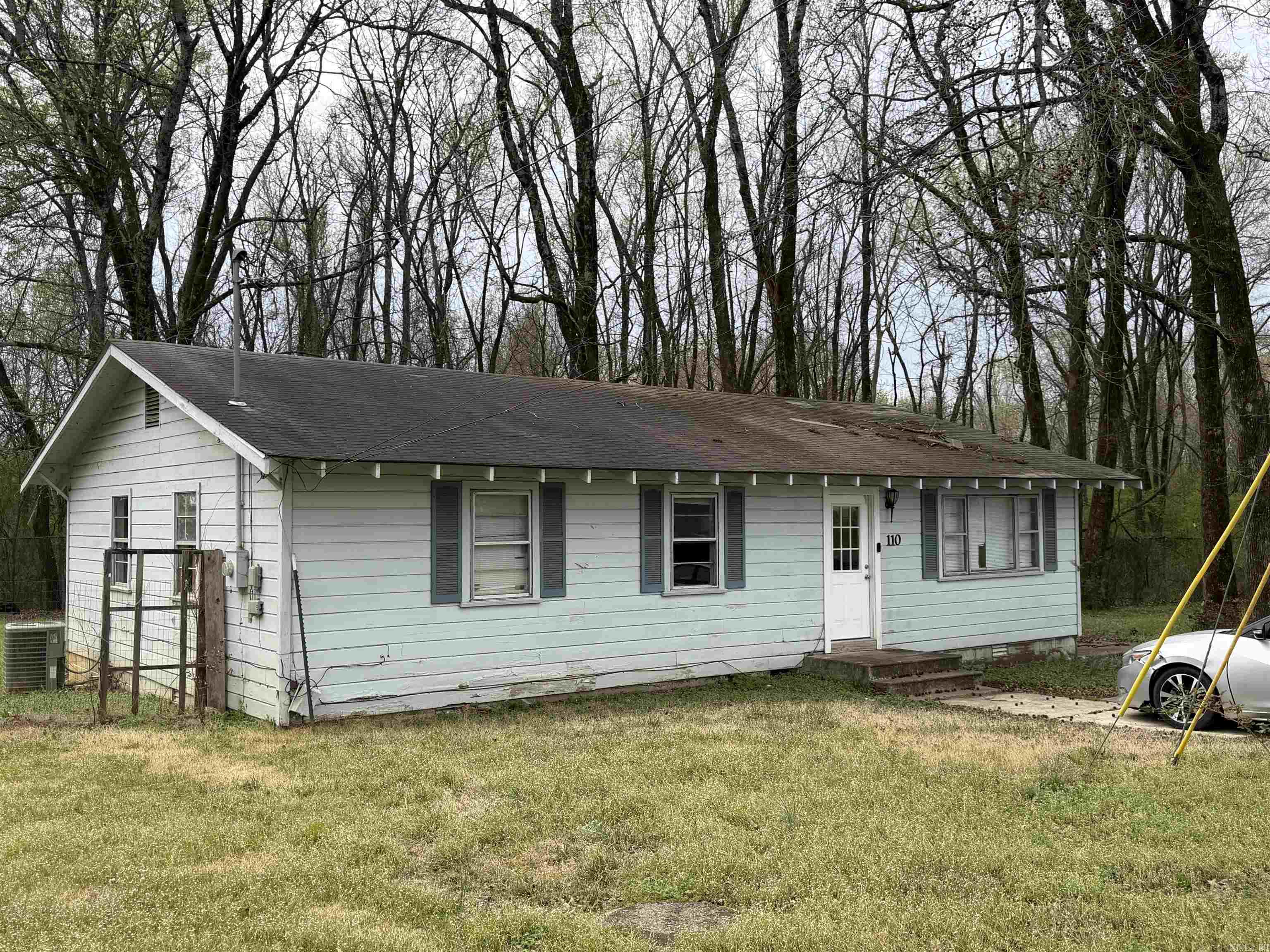 110 Perry St Property Photo 2