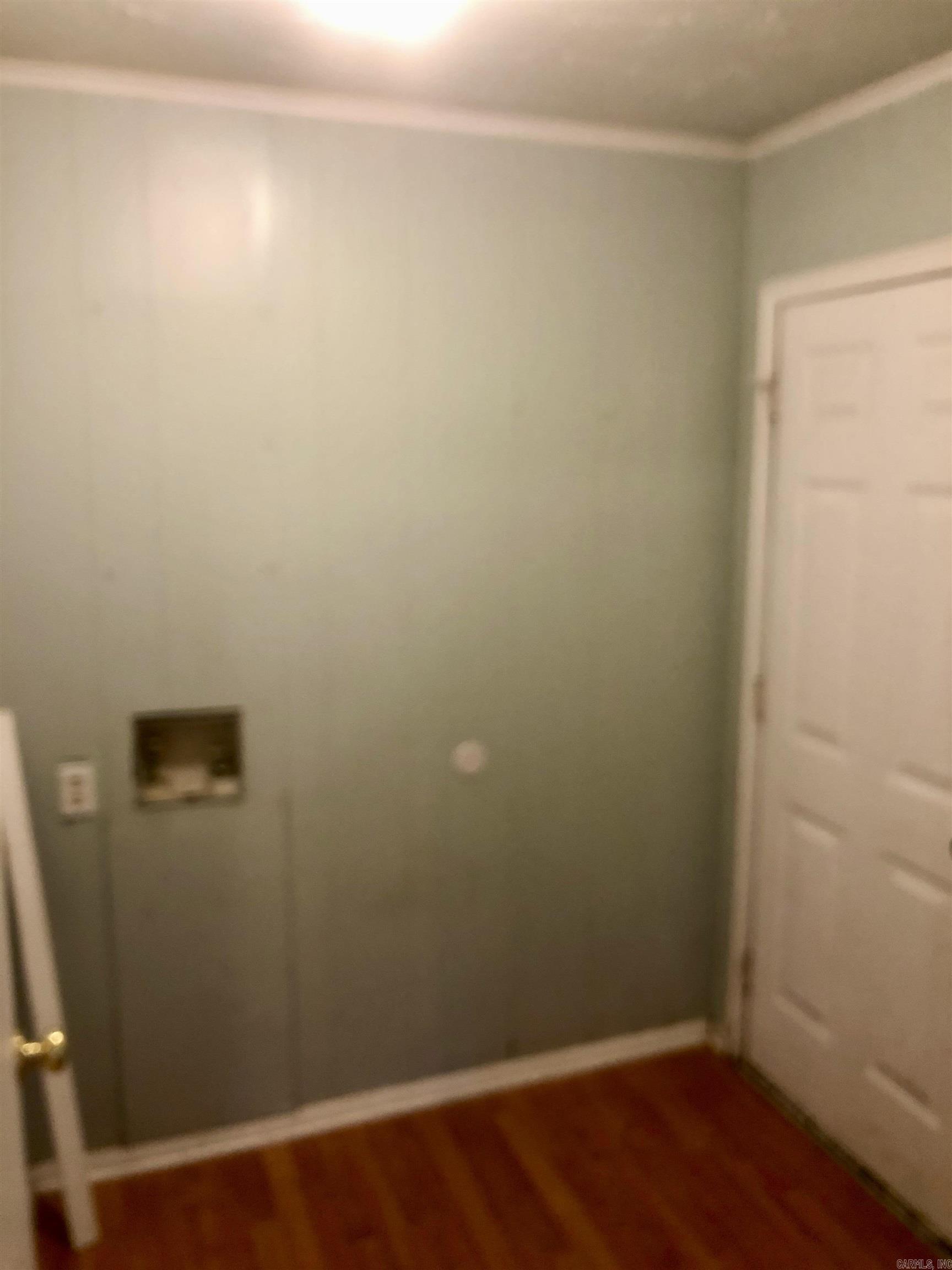 110 Perry St Property Photo 5