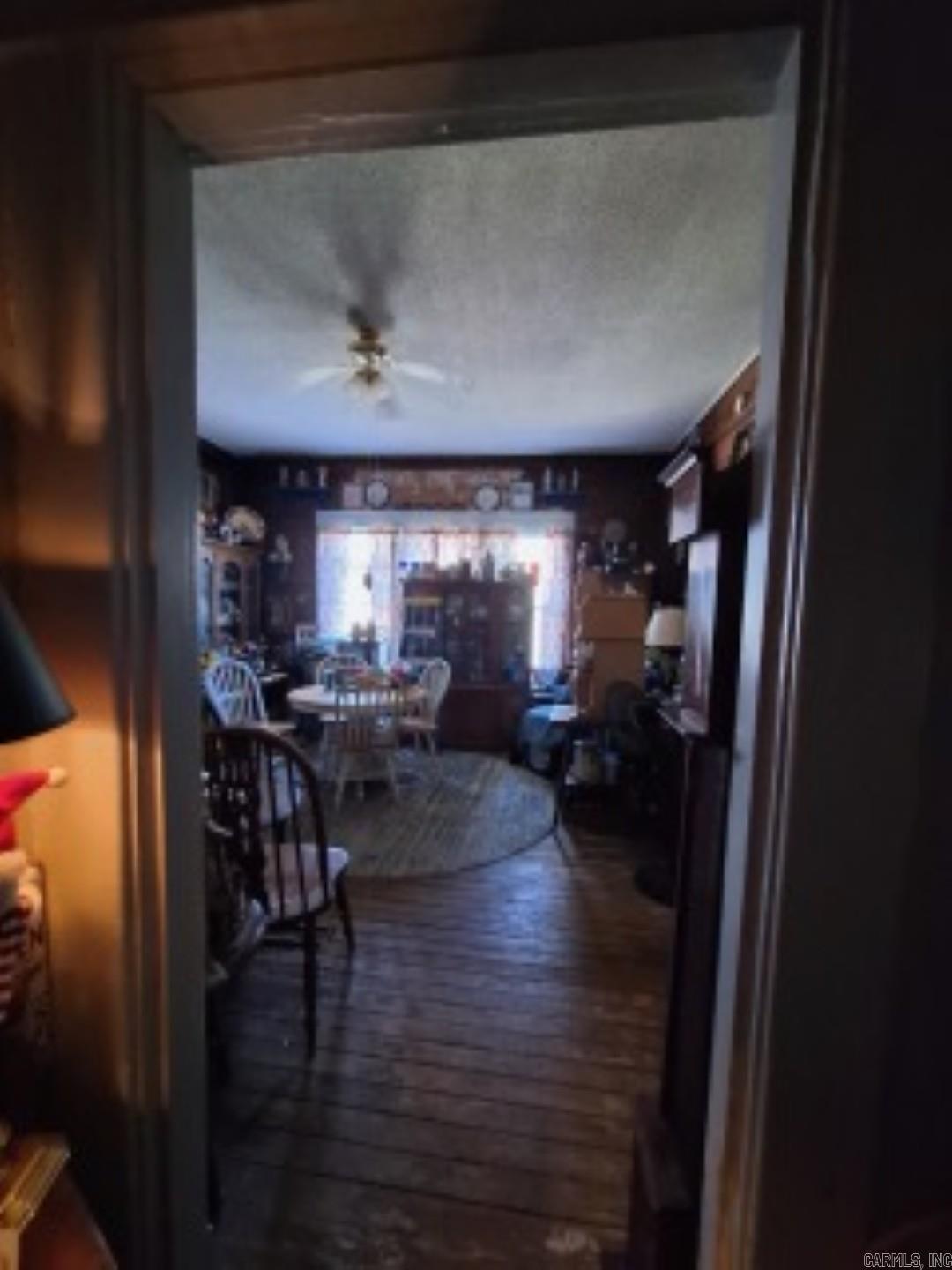 1005 Elm St Property Photo 26