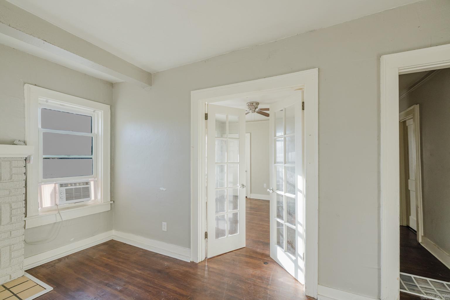 1521 W 24th Street Property Photo 11