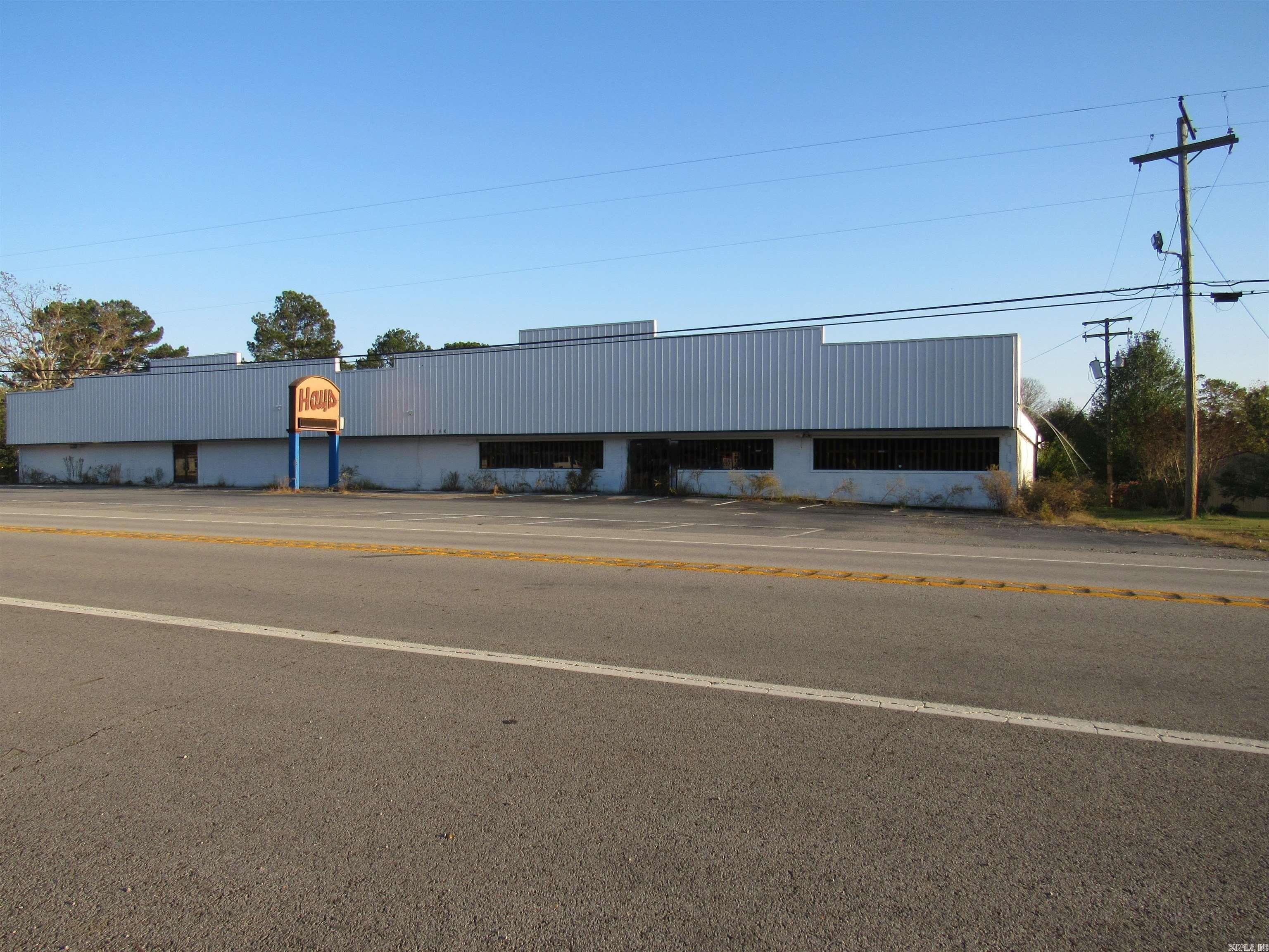 1140 Highway 367