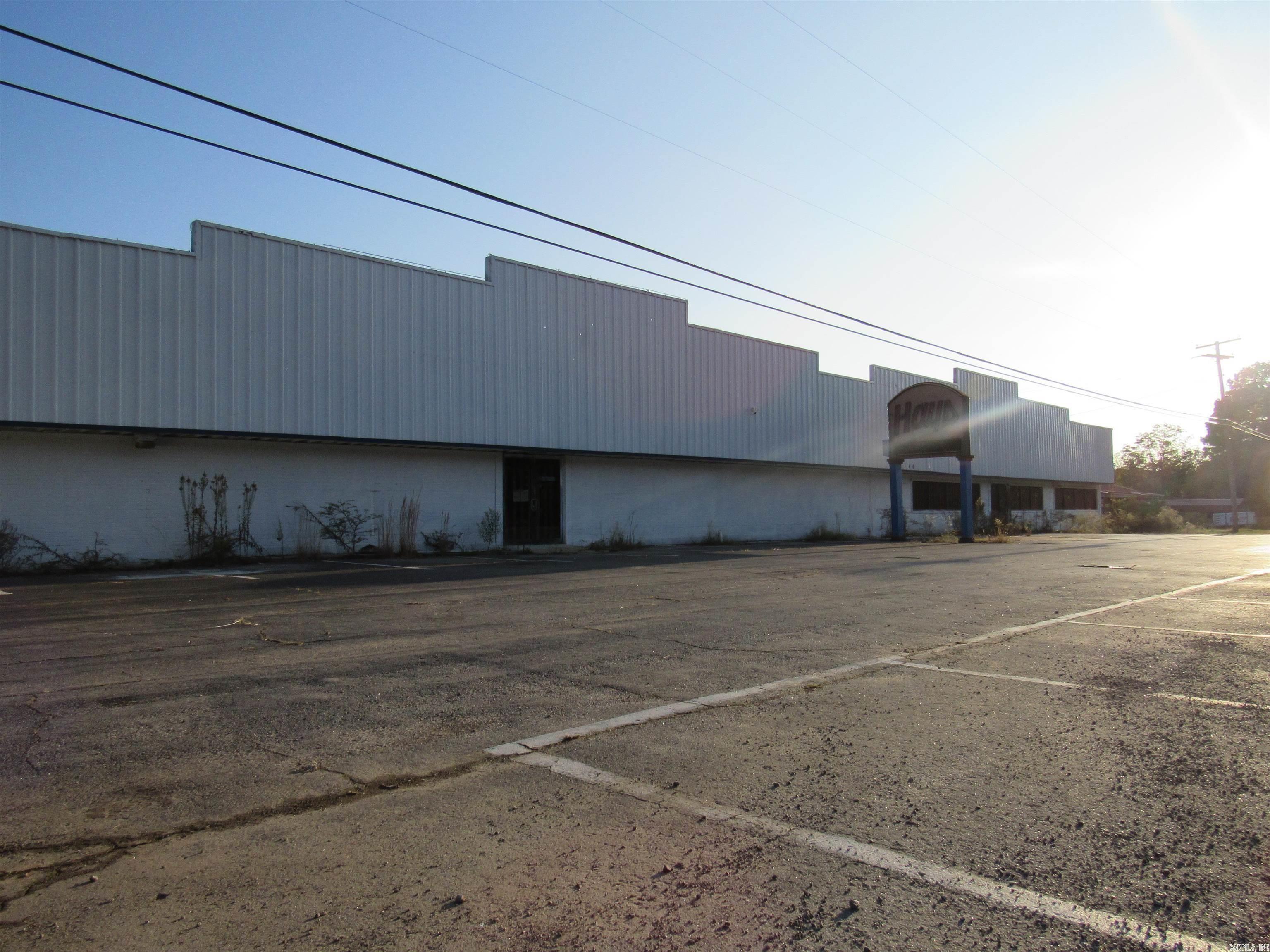 1140 Highway 367 Property Photo 4