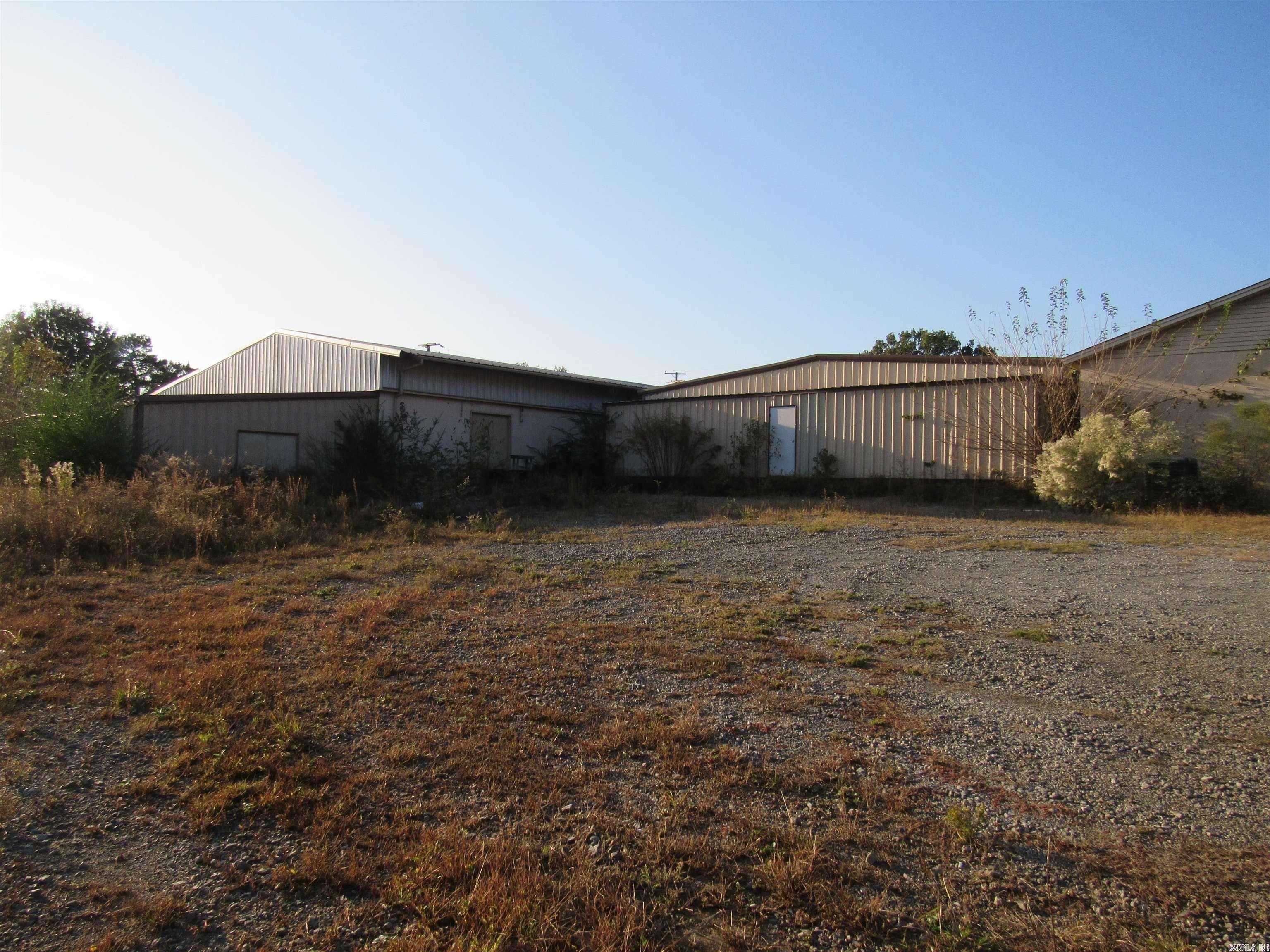 1140 Highway 367 Property Photo 5
