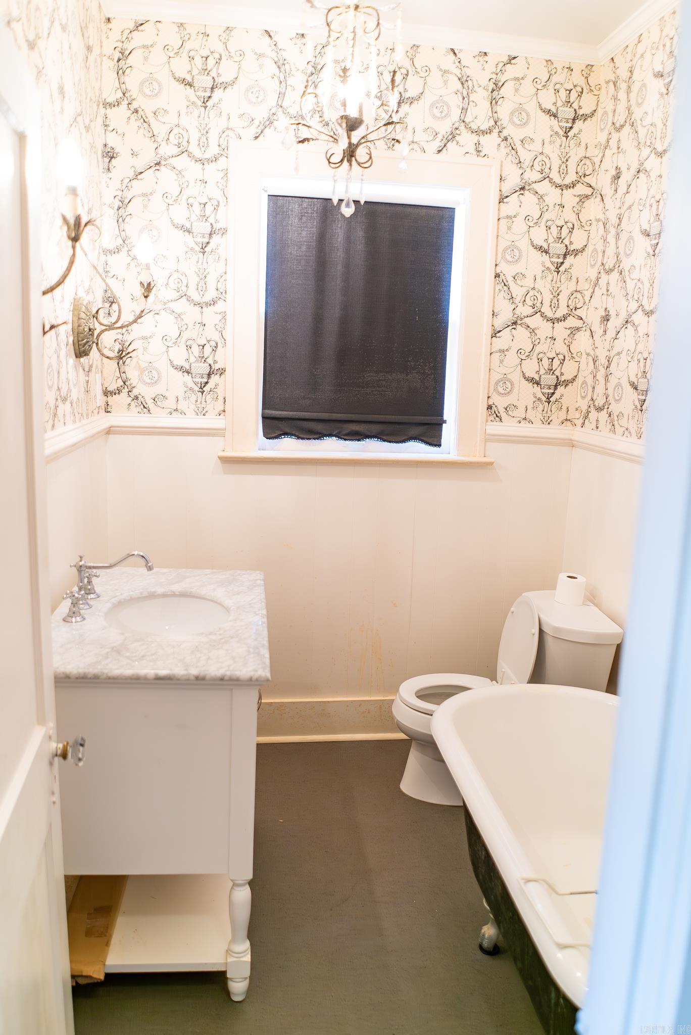 119 E College Street Property Photo 20