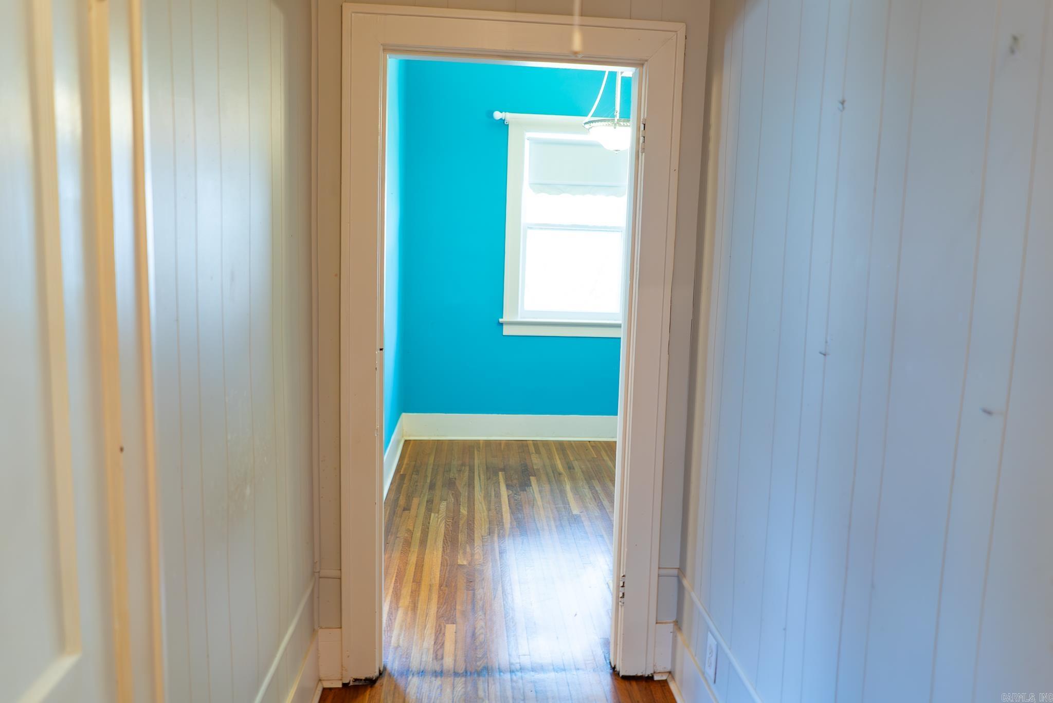 119 E College Street Property Photo 28