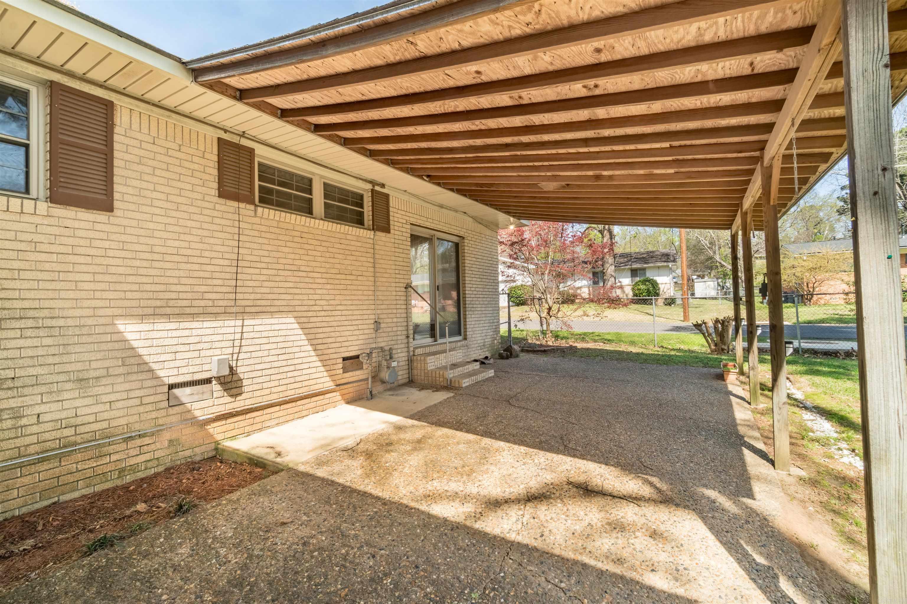 409 Audubon Street Property Photo 23