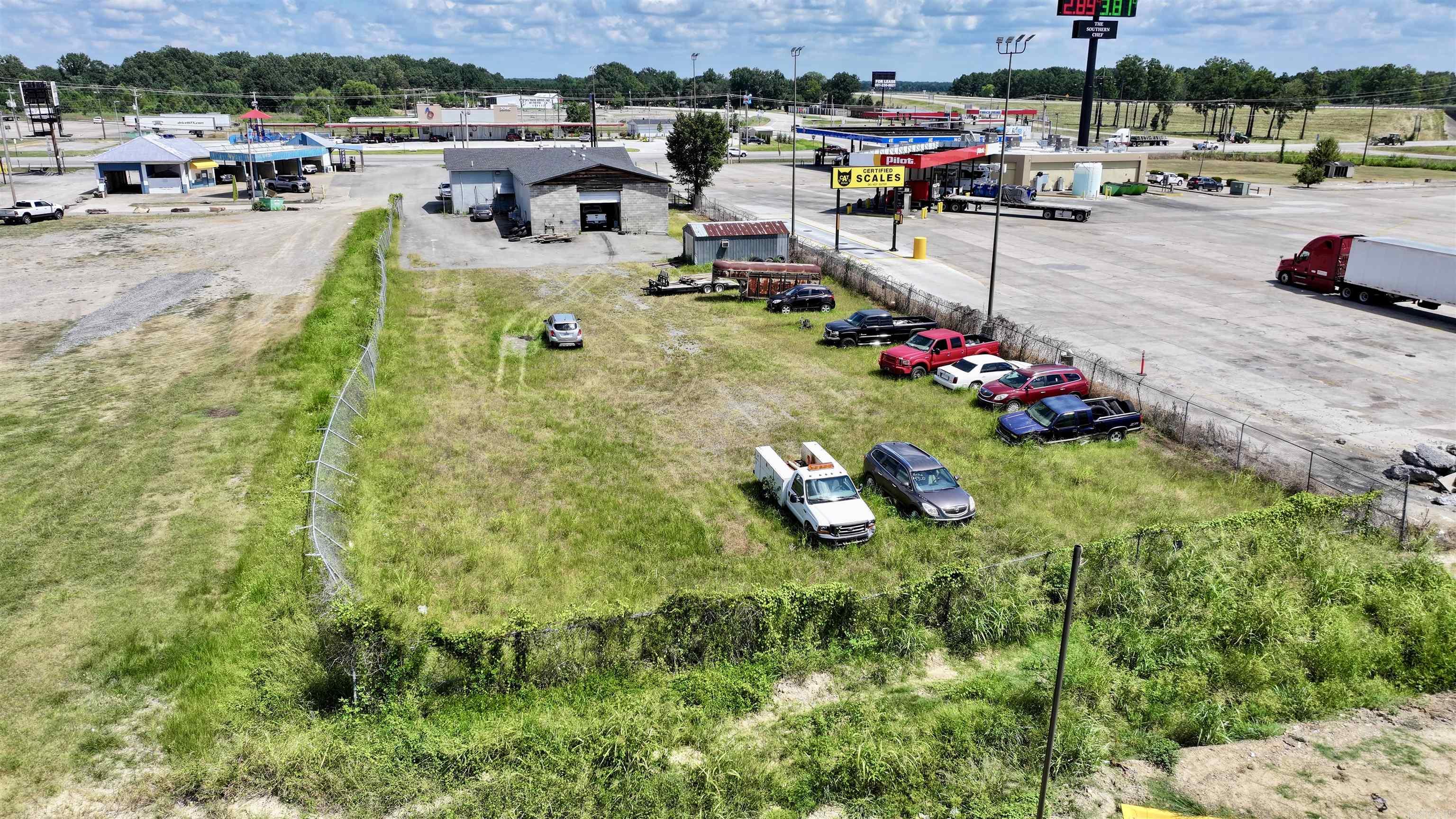 125 N 167 Highway Property Photo 12