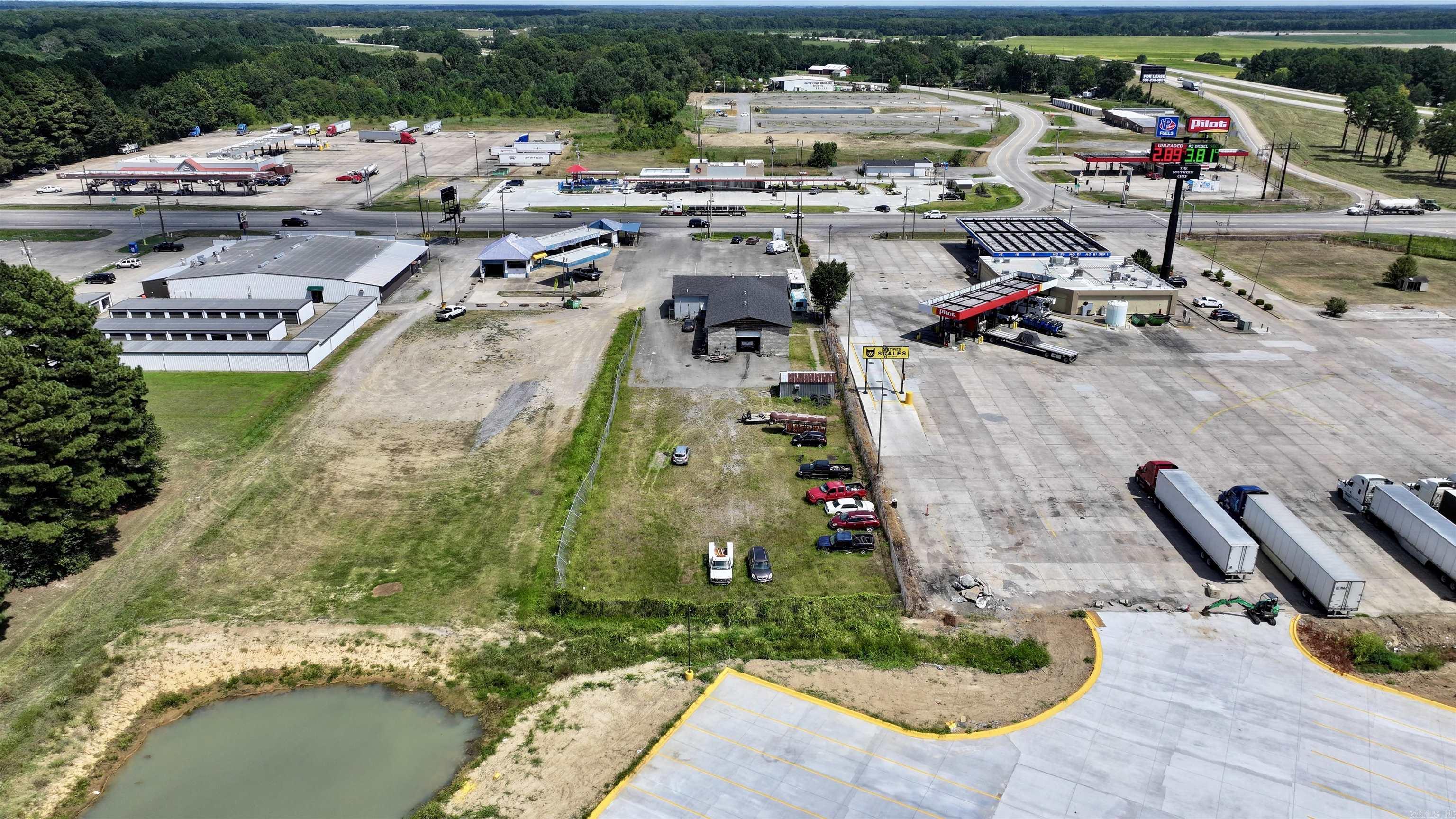 125 N 167 Highway Property Photo 14