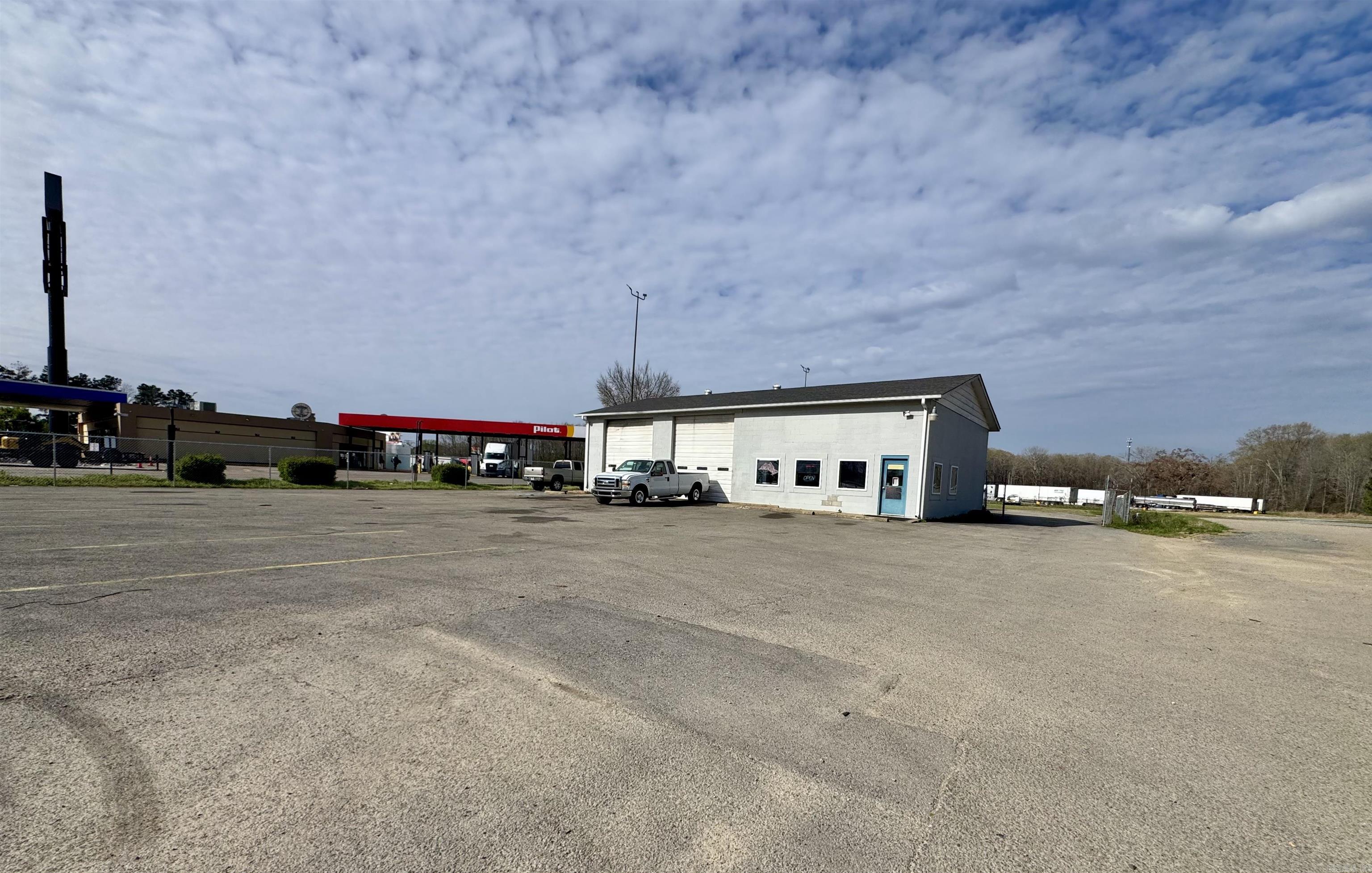 125 N 167 Highway Property Photo 19