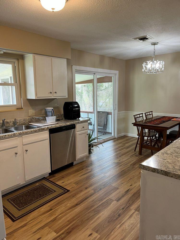 25 Su Lane Property Photo 11