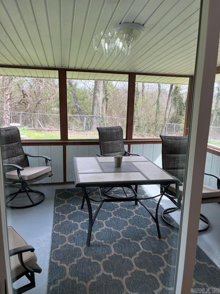 25 Su Lane Property Photo 12