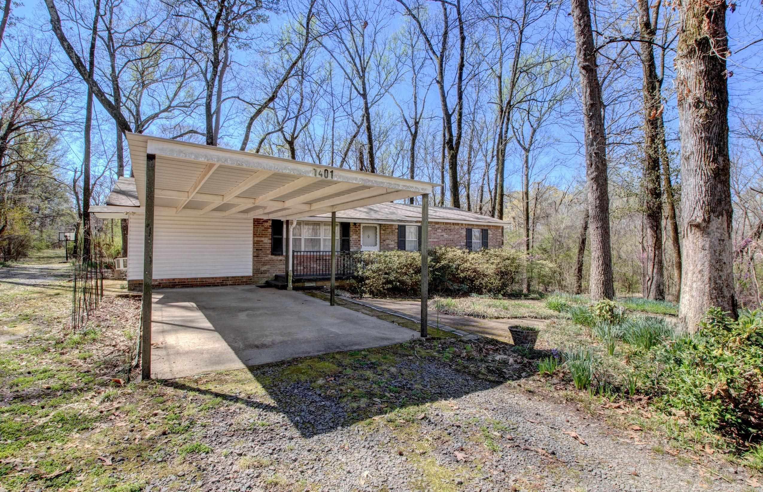 1401 E Colonel Glenn Road Property Photo 3