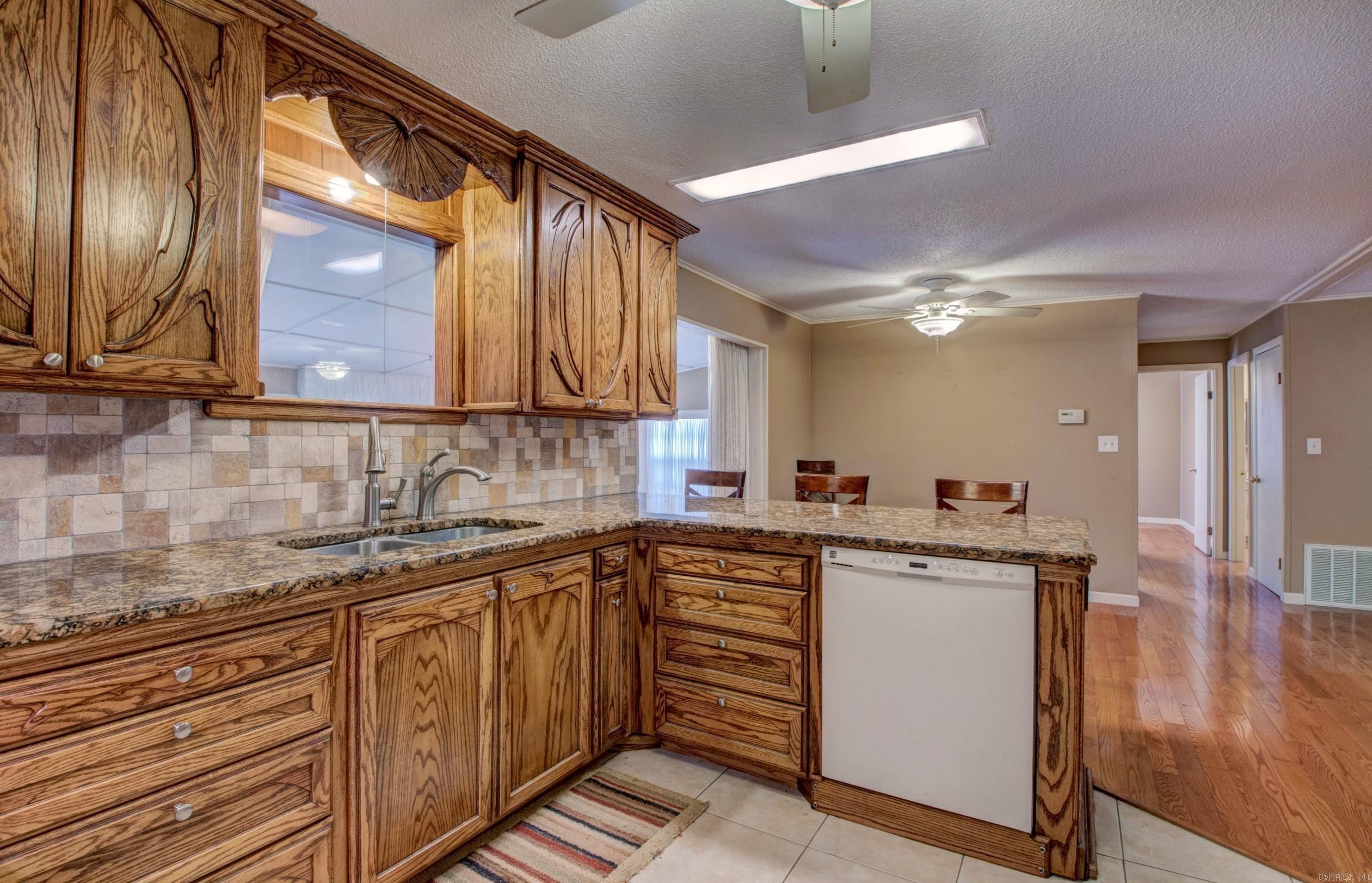 1401 E Colonel Glenn Road Property Photo 18