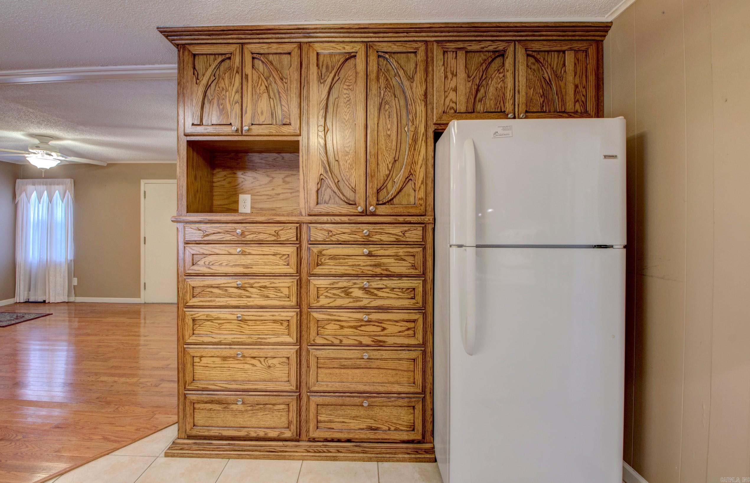 1401 E Colonel Glenn Road Property Photo 19