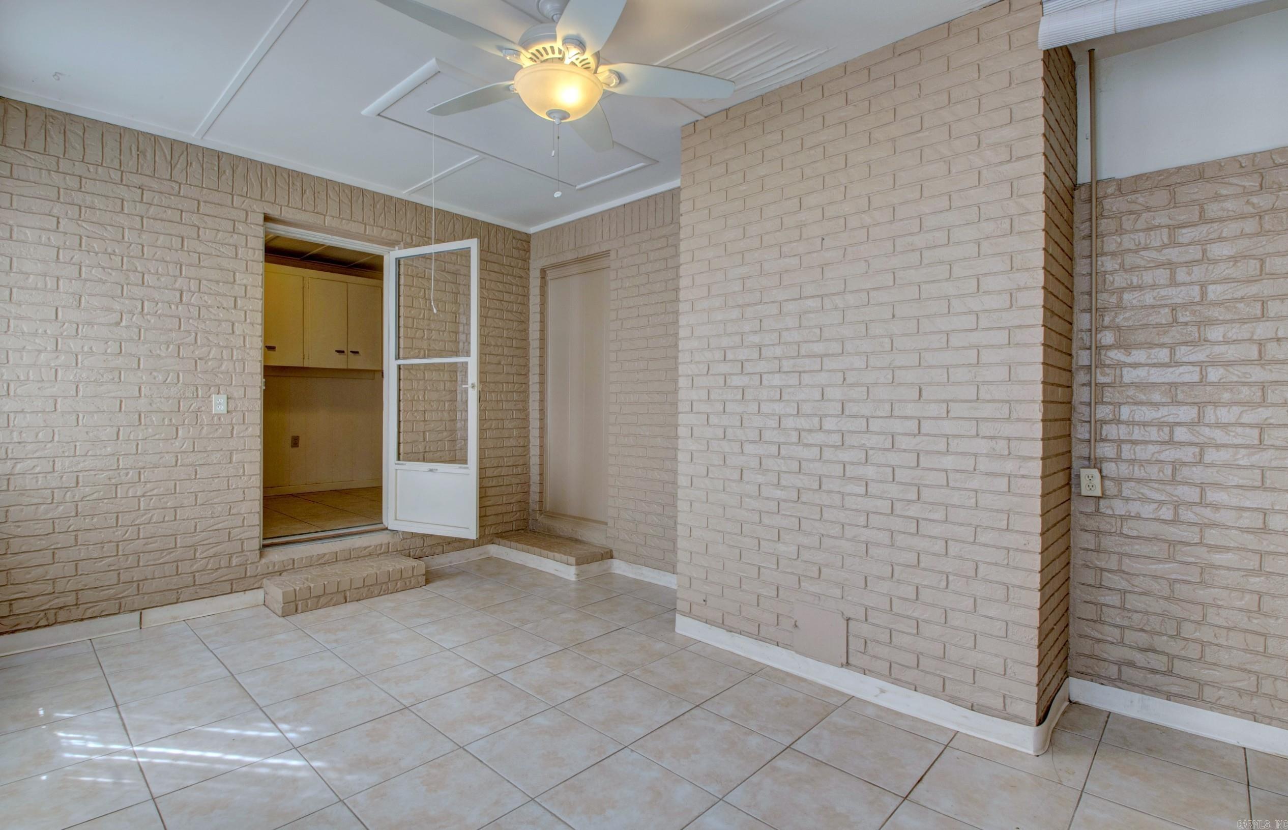 1401 E Colonel Glenn Road Property Photo 23