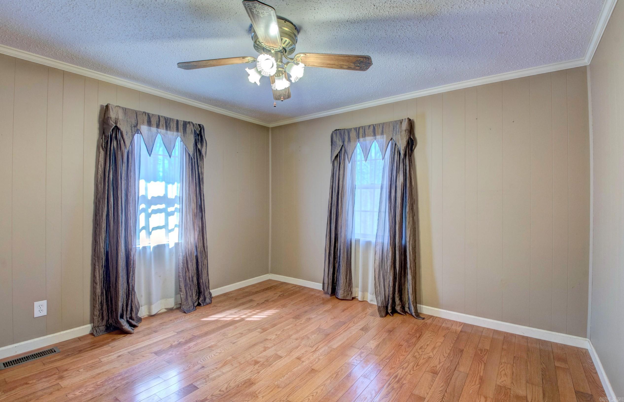 1401 E Colonel Glenn Road Property Photo 32