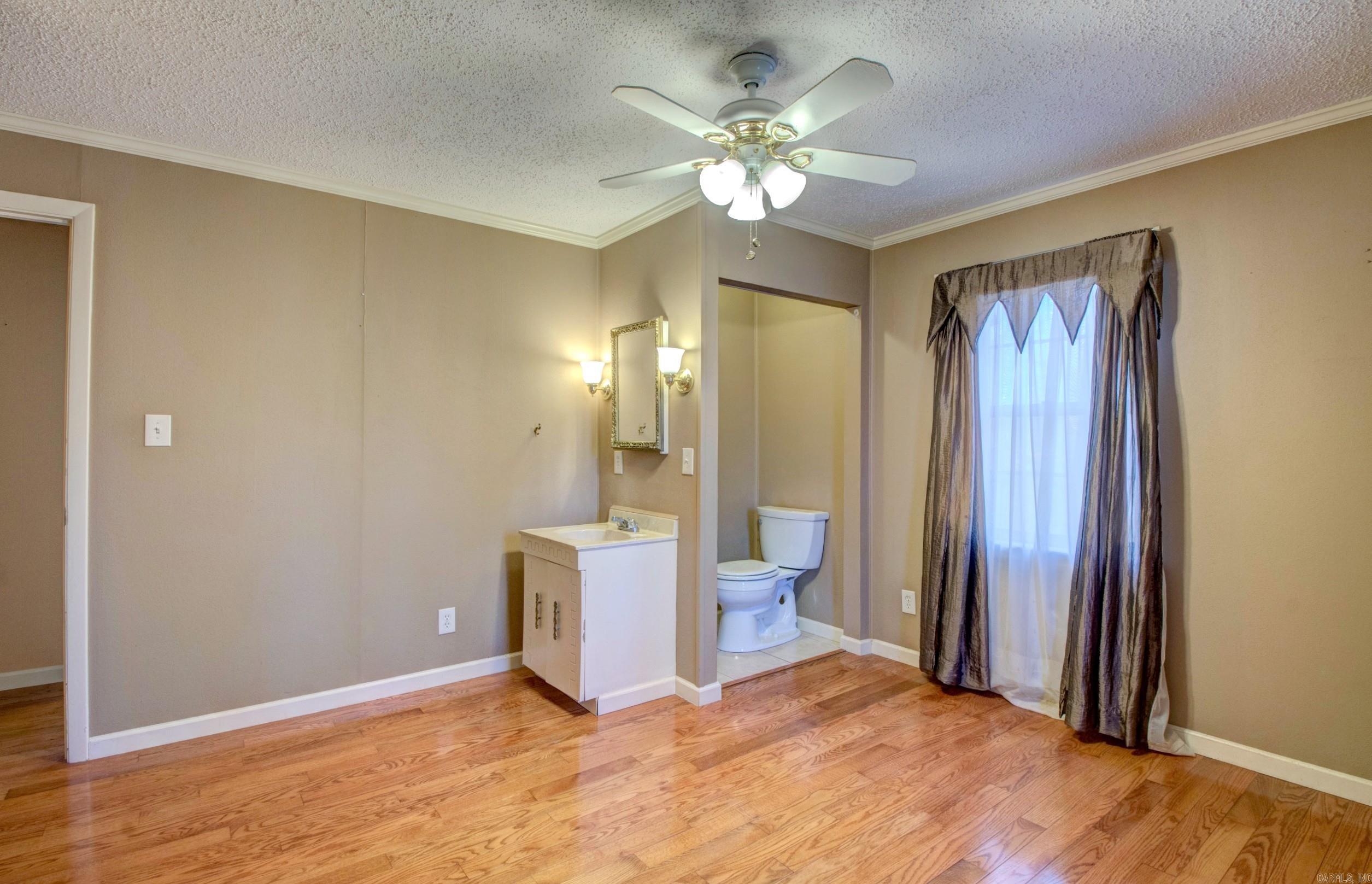 1401 E Colonel Glenn Road Property Photo 38