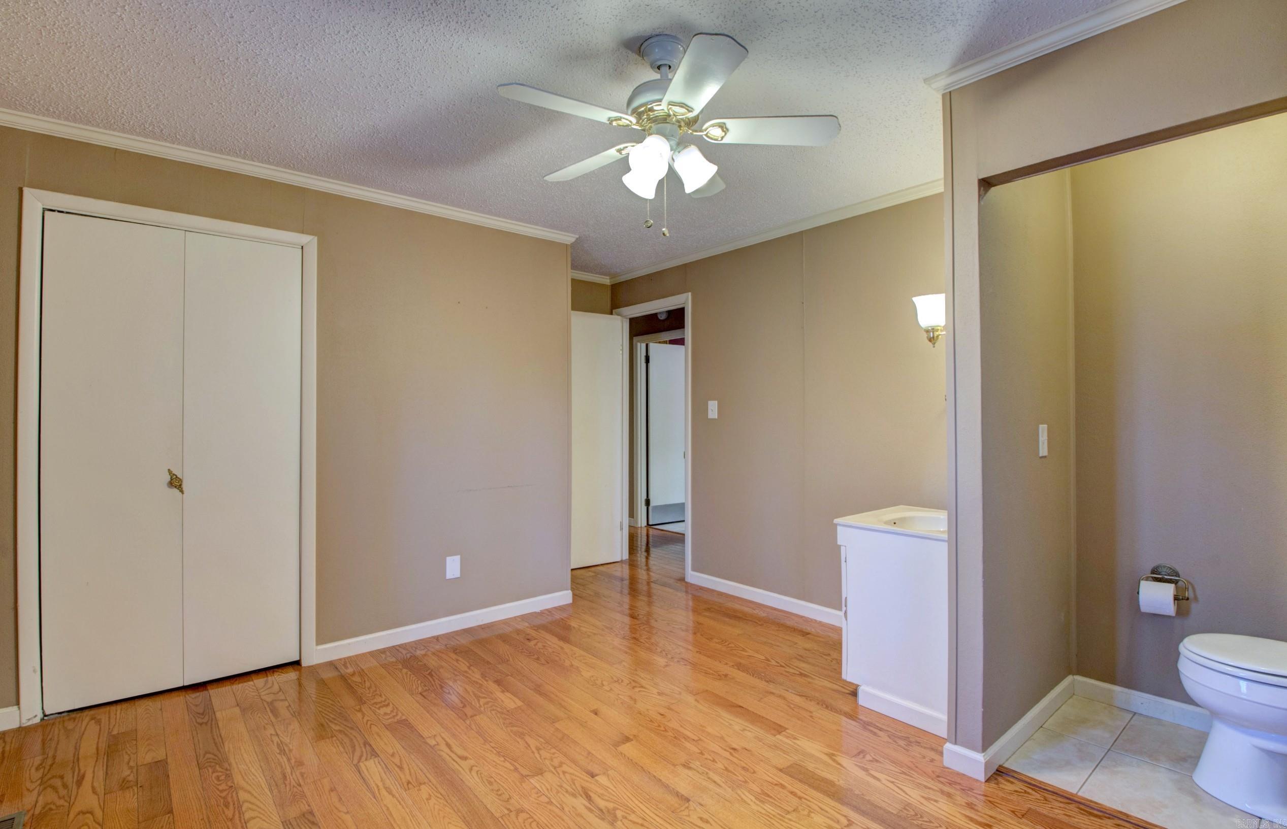 1401 E Colonel Glenn Road Property Photo 39