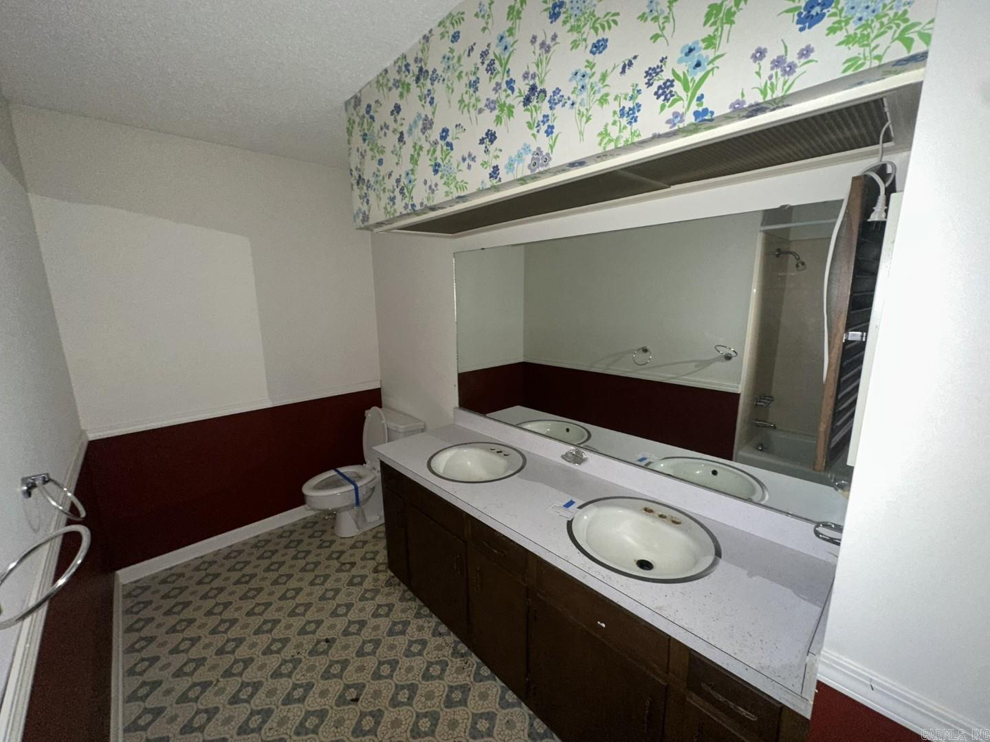 3106 W 36th Avenue Property Photo 12