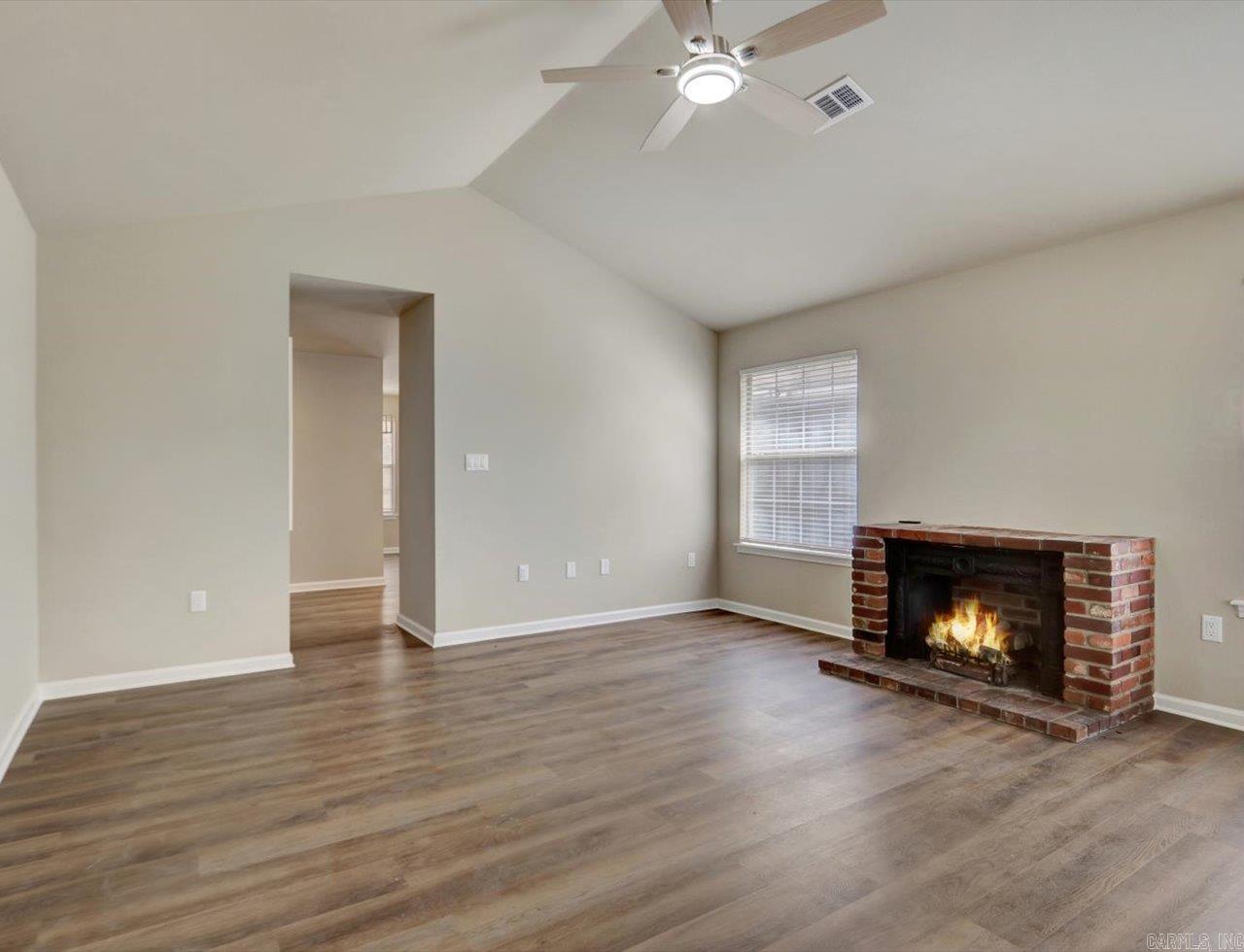 319 Coolwood Terrace Property Photo 6