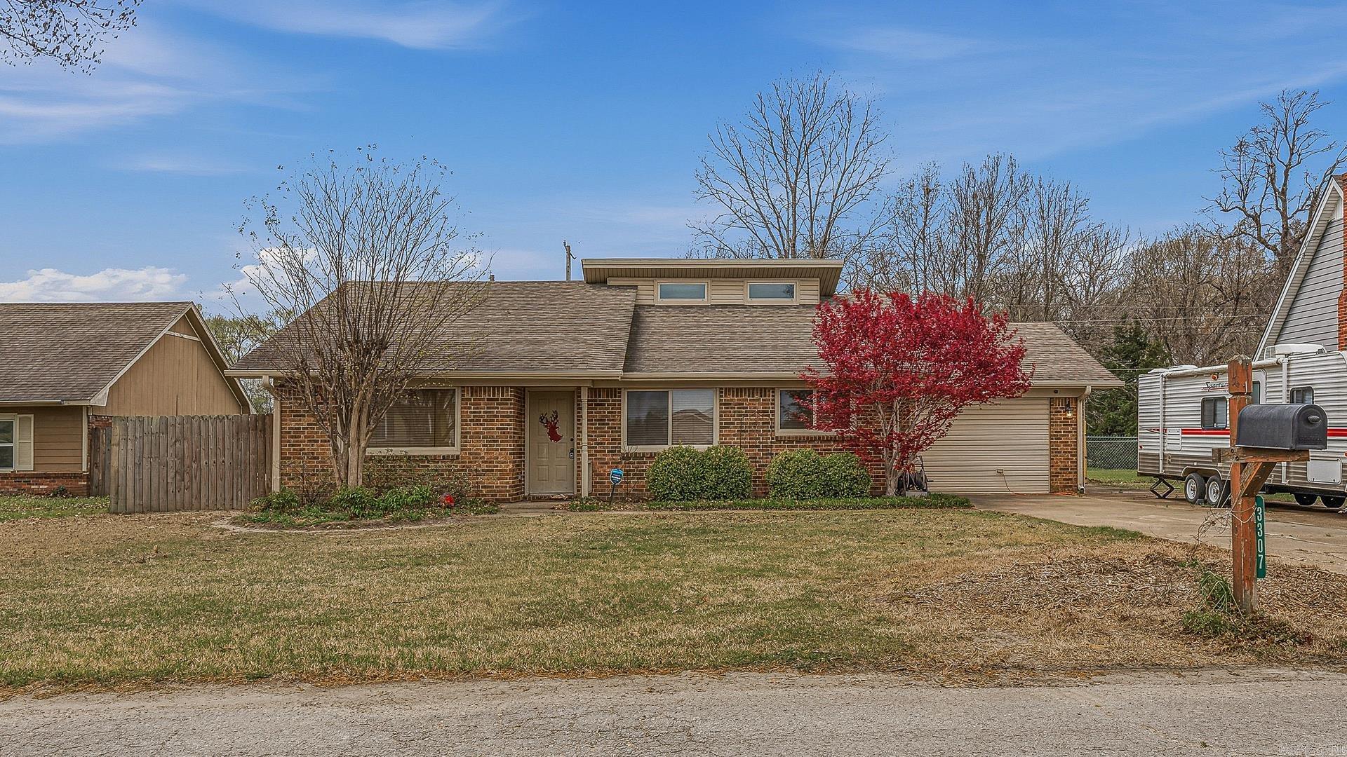 3307 S Debra Lane Property Photo 1