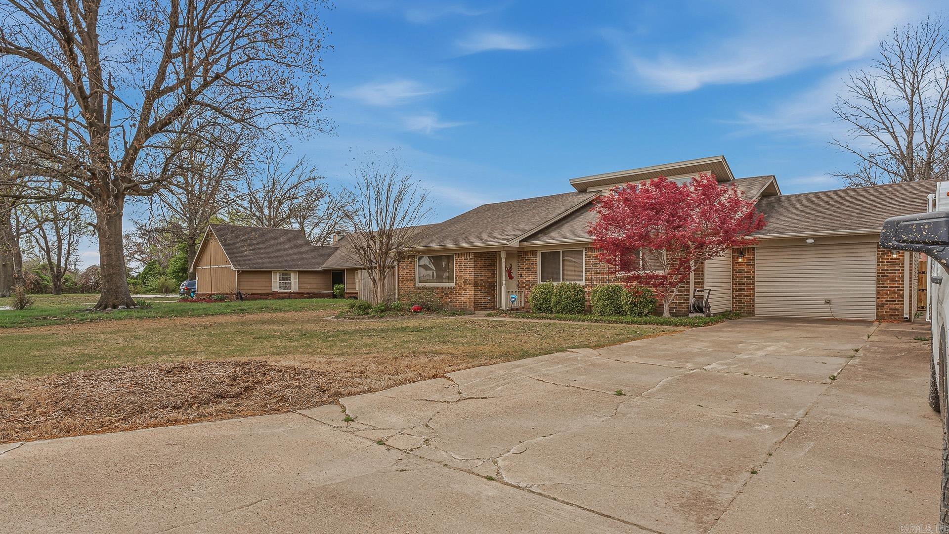 3307 S Debra Lane Property Photo 2