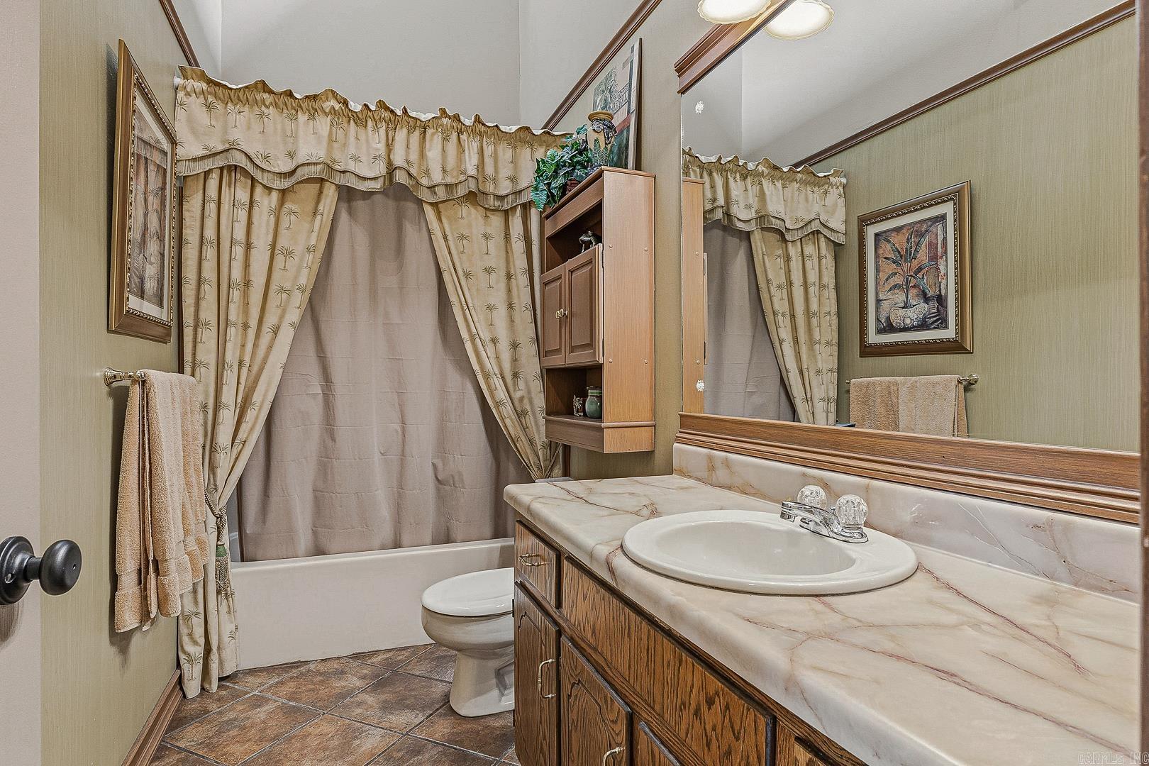 3307 S Debra Lane Property Photo 5