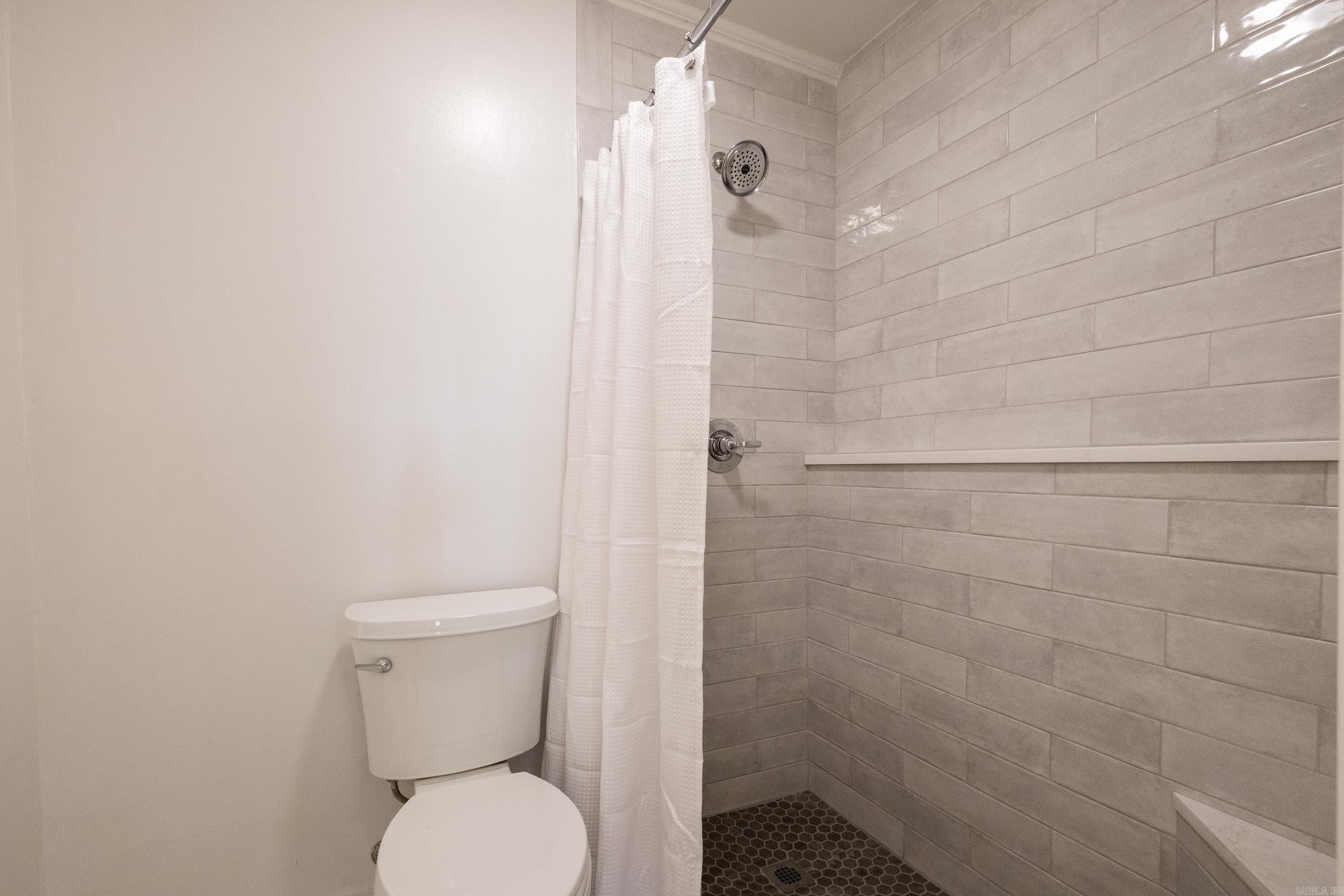 2520 Riverfront Drive 2 Property Photo 22