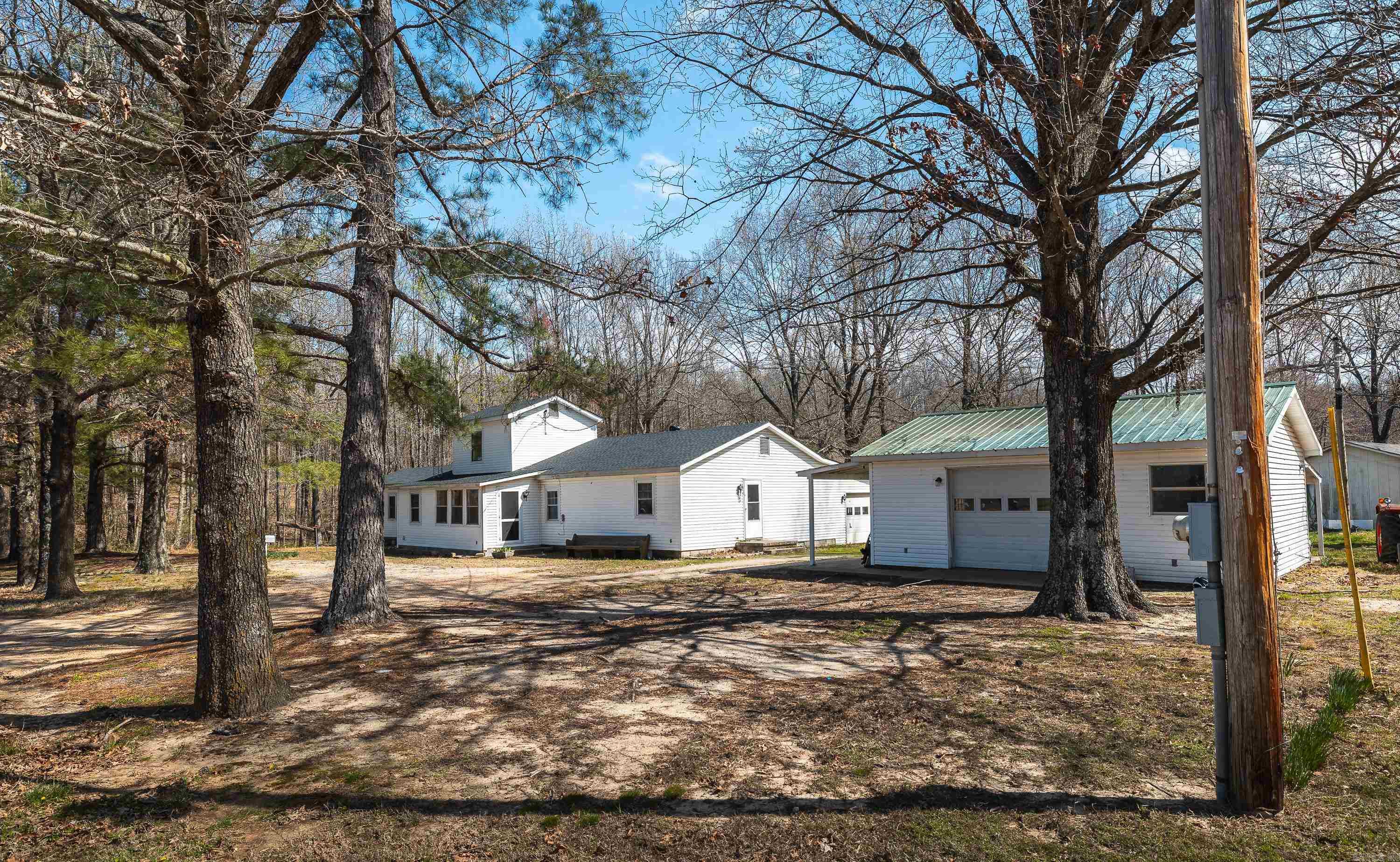 358 County Road 441 Property Photo 23