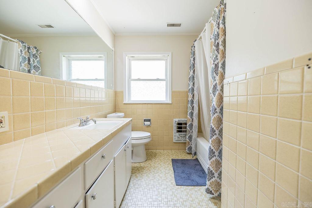 410 Maple Hill Street Property Photo 17