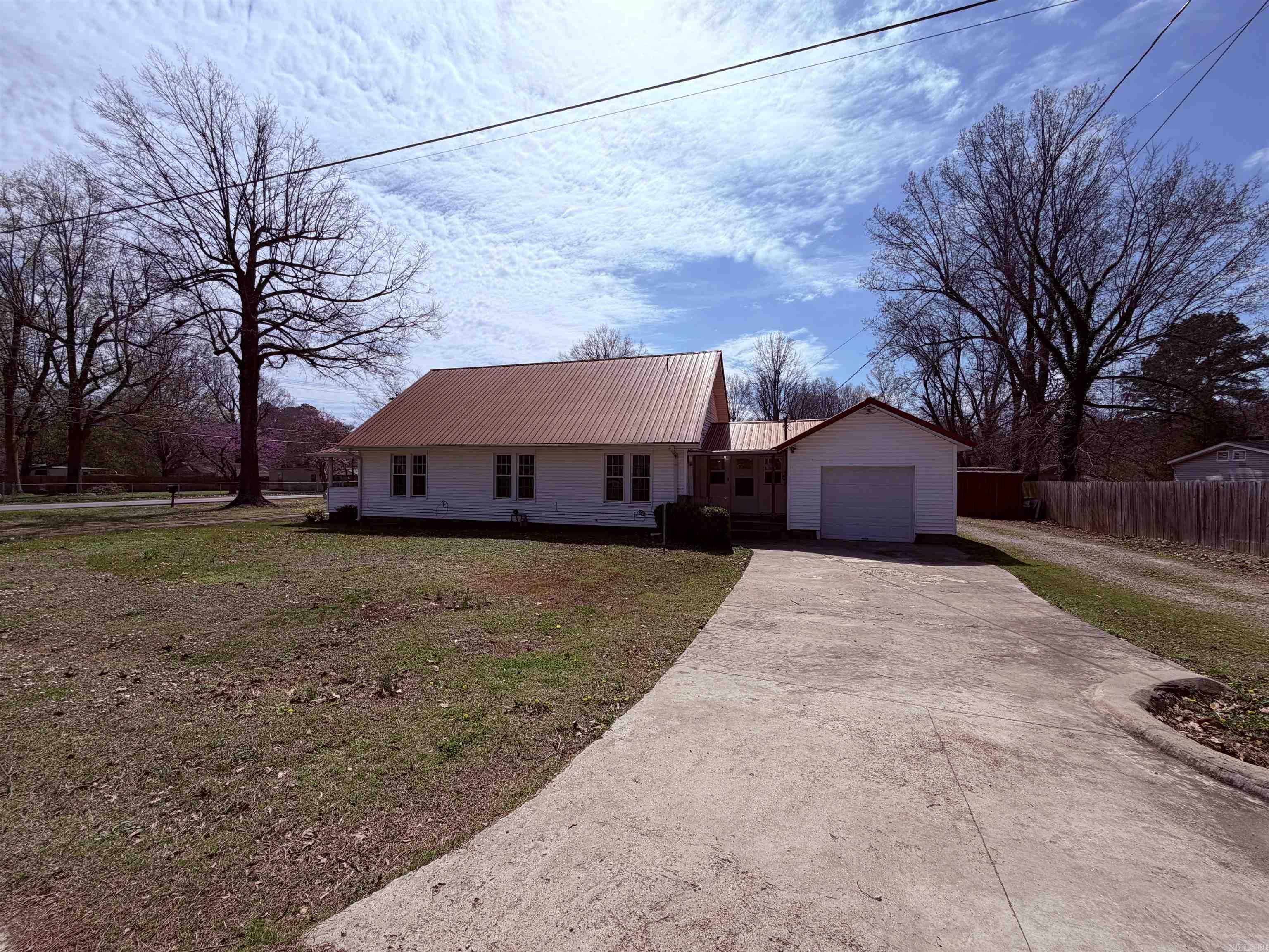 217 S 12th Avenue Property Photo 8