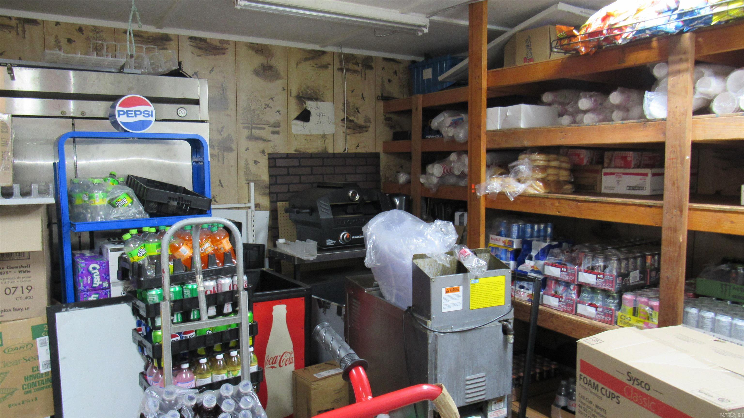 901 Edison Street Property Photo 21