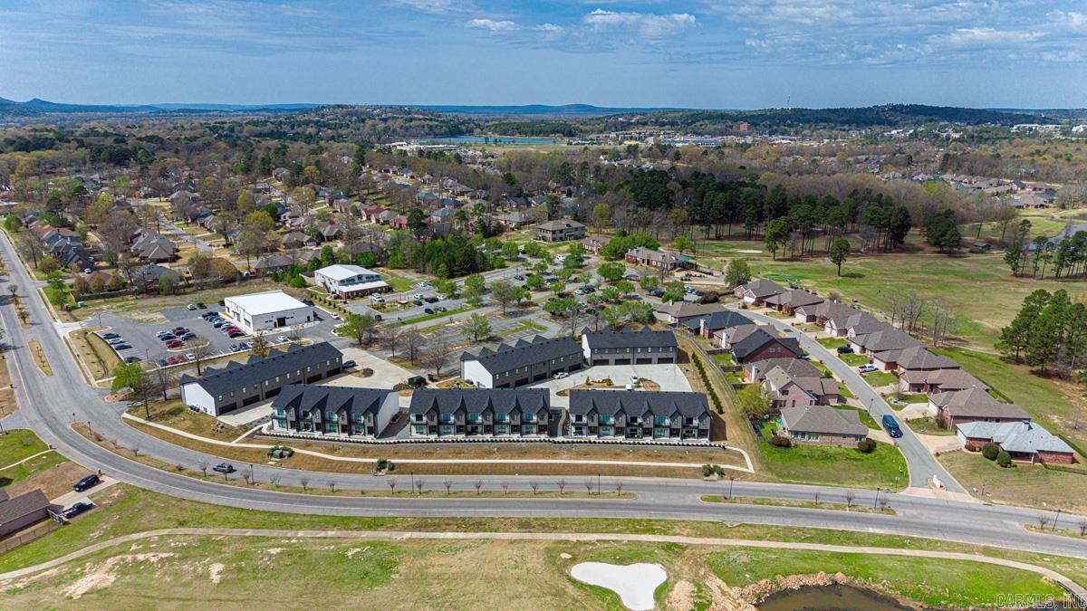 225 Country Club Parkway Property Photo 5